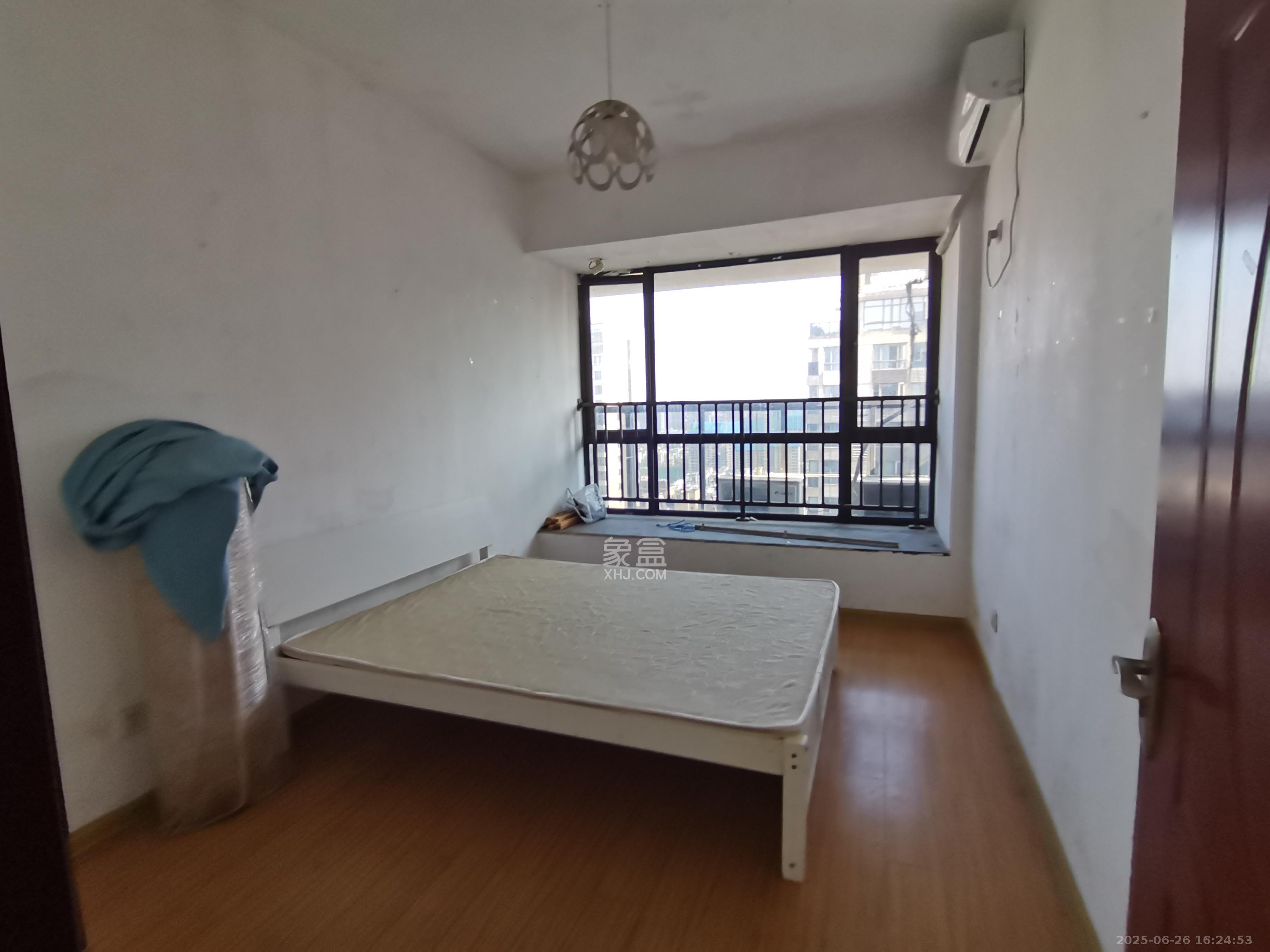 通用时代国际社区 3室2厅1卫 2200.0元/月 通用时代国际社区 3室2厅1卫 2200.0元/月室内图