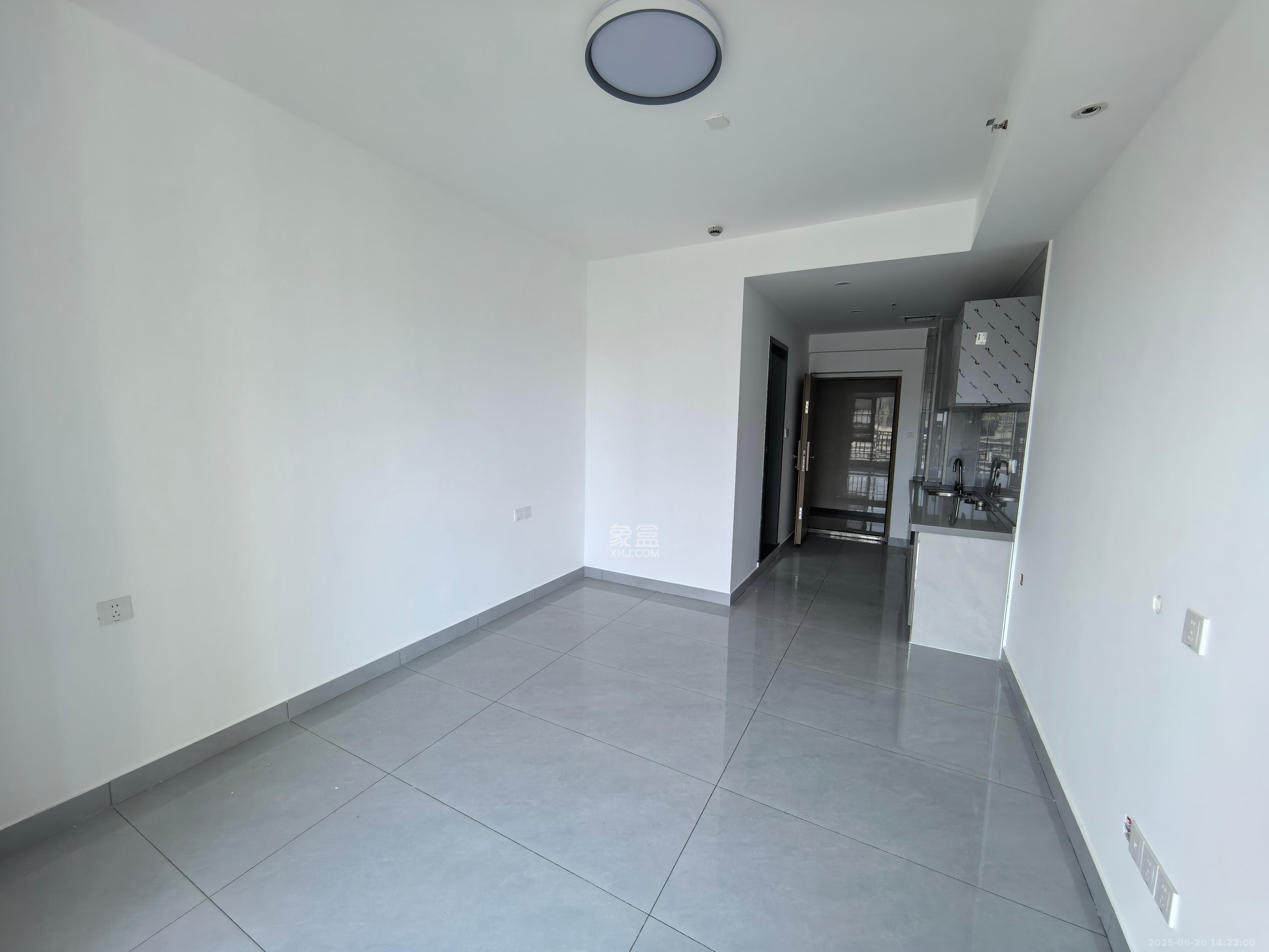 卓越江岸 1室2厅1卫 1800.0元/月 卓越江岸 1室2厅1卫 1800.0元/月室内图