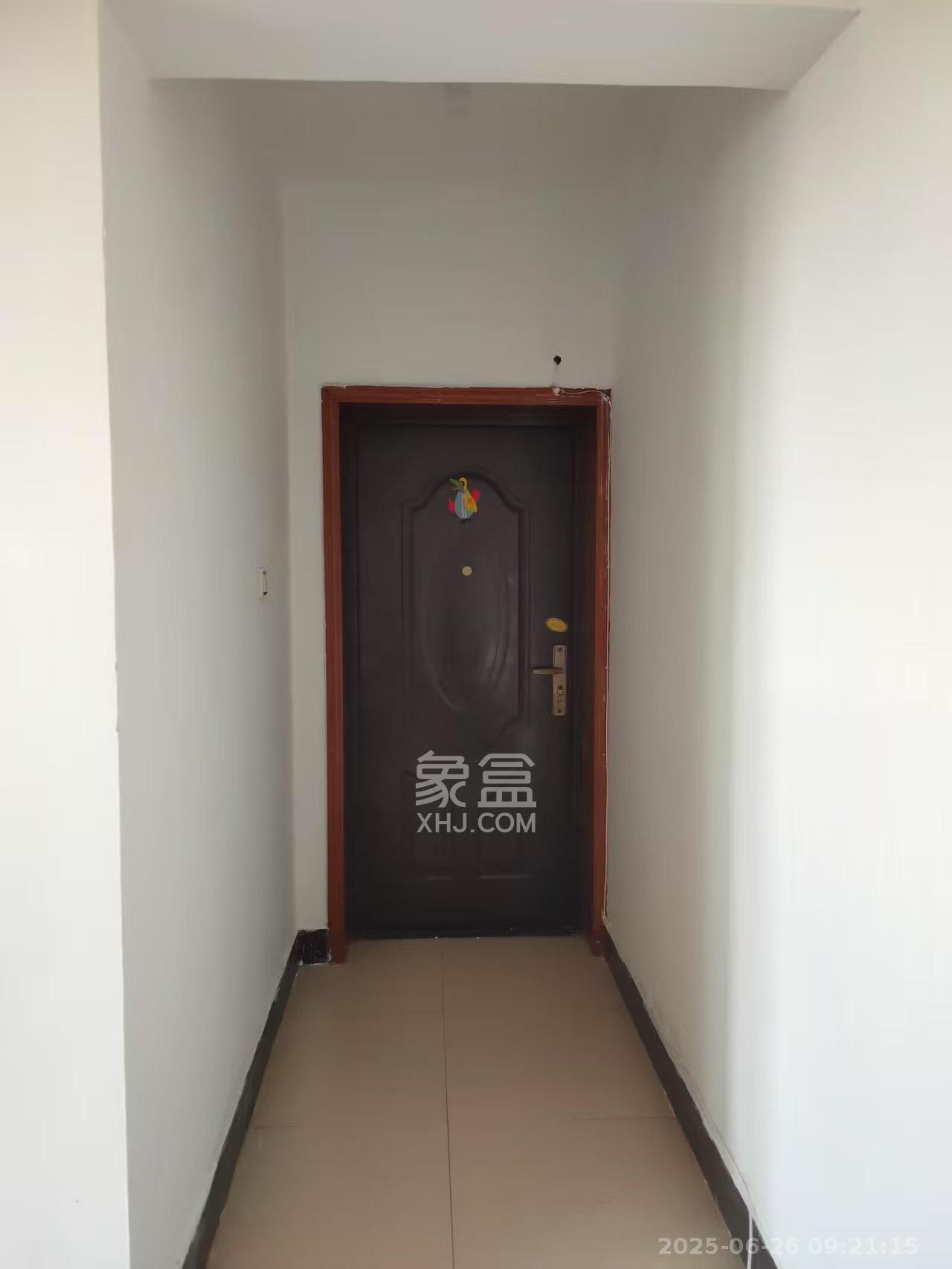 南郡明珠  1室1厅1卫    1000.0元/月室内图