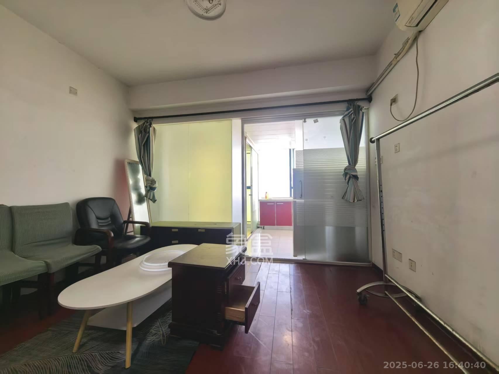 东一国际 1室1厅1卫 1400.0元/月 东一国际 1室1厅1卫 1400.0元/月室内图