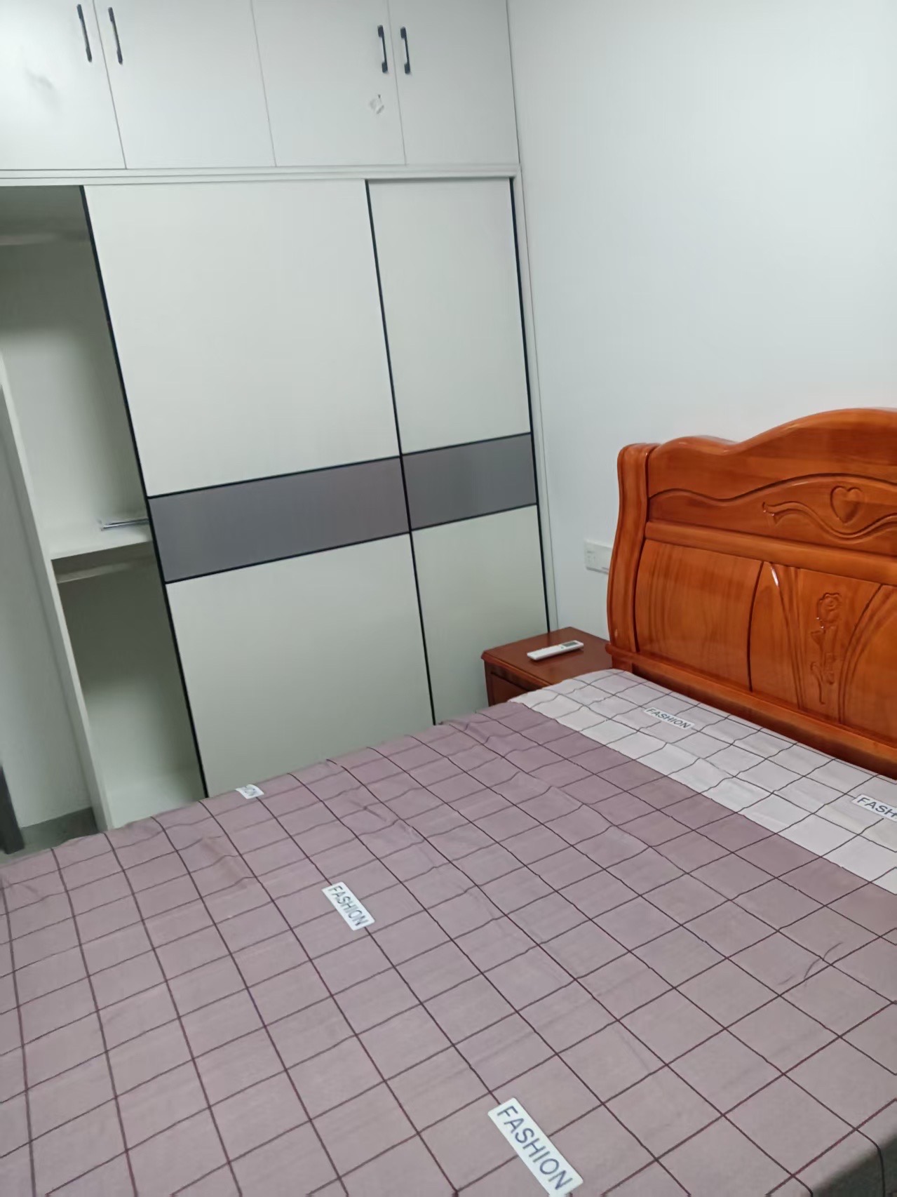 奥莱祥生府  3室1厅2卫   2400.00元/月室内图