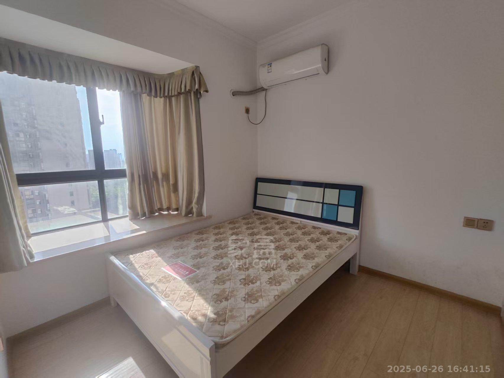 武广国际学苑 2室2厅1卫 2000.0元/月 武广国际学苑 2室2厅1卫 2000.0元/月室内图