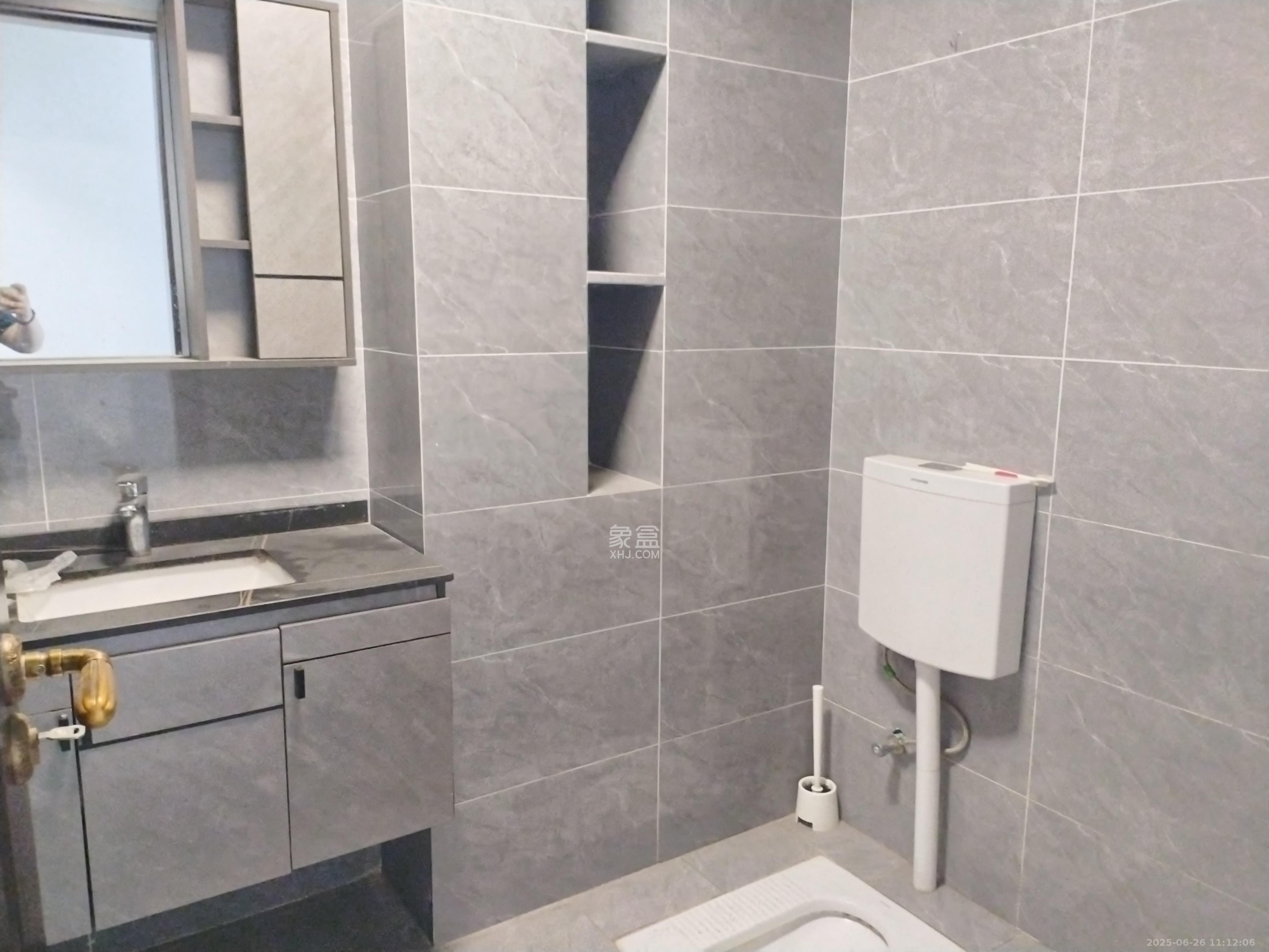 湘江壹号一二三期(创远湘江壹号) 4室2厅3卫 5500.0元/月 湘江壹号一二三期(创远湘江壹号) 4室2厅3卫 5500.0元/月室内图