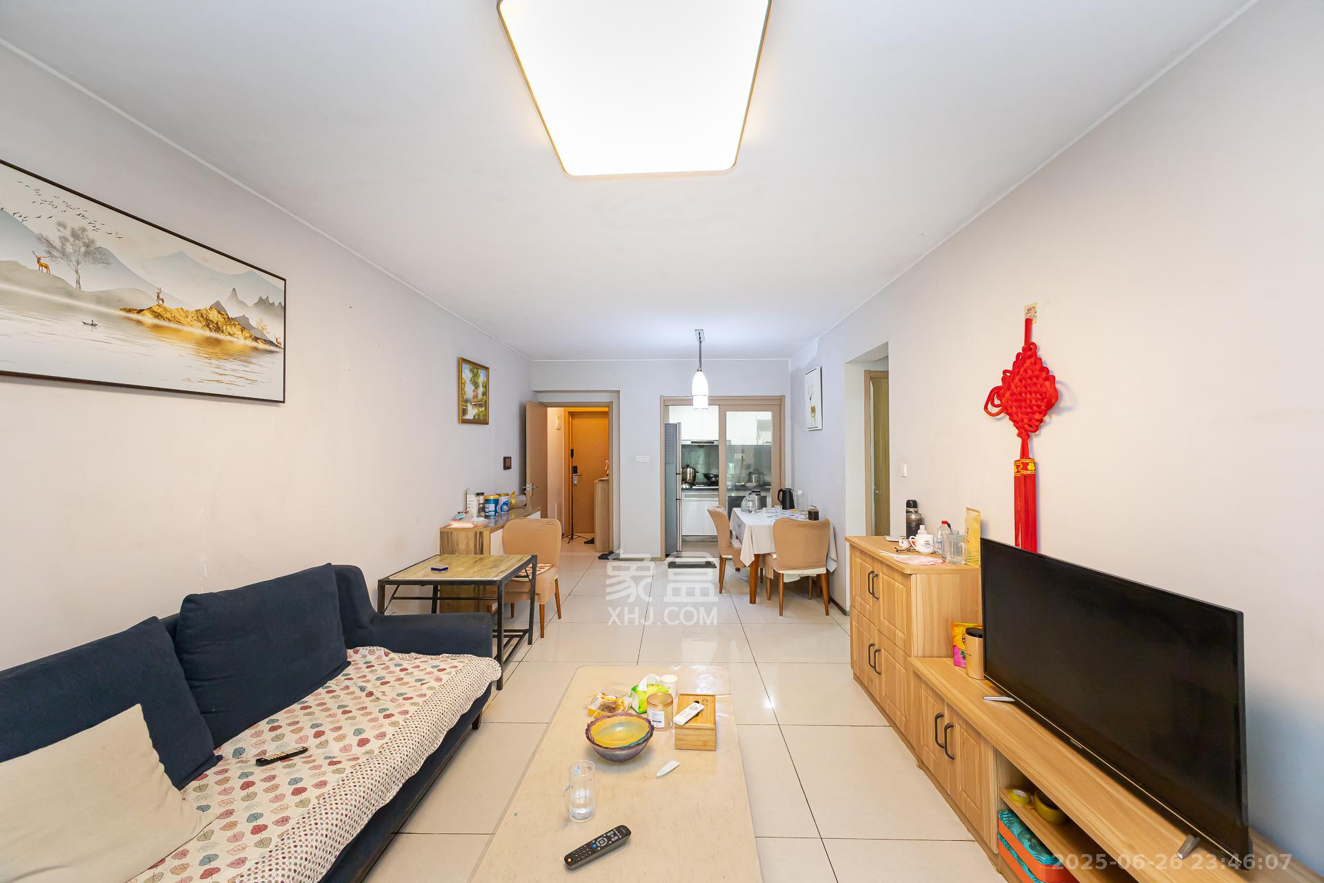 时代倾城二期  2室2厅1卫    60.0万客厅