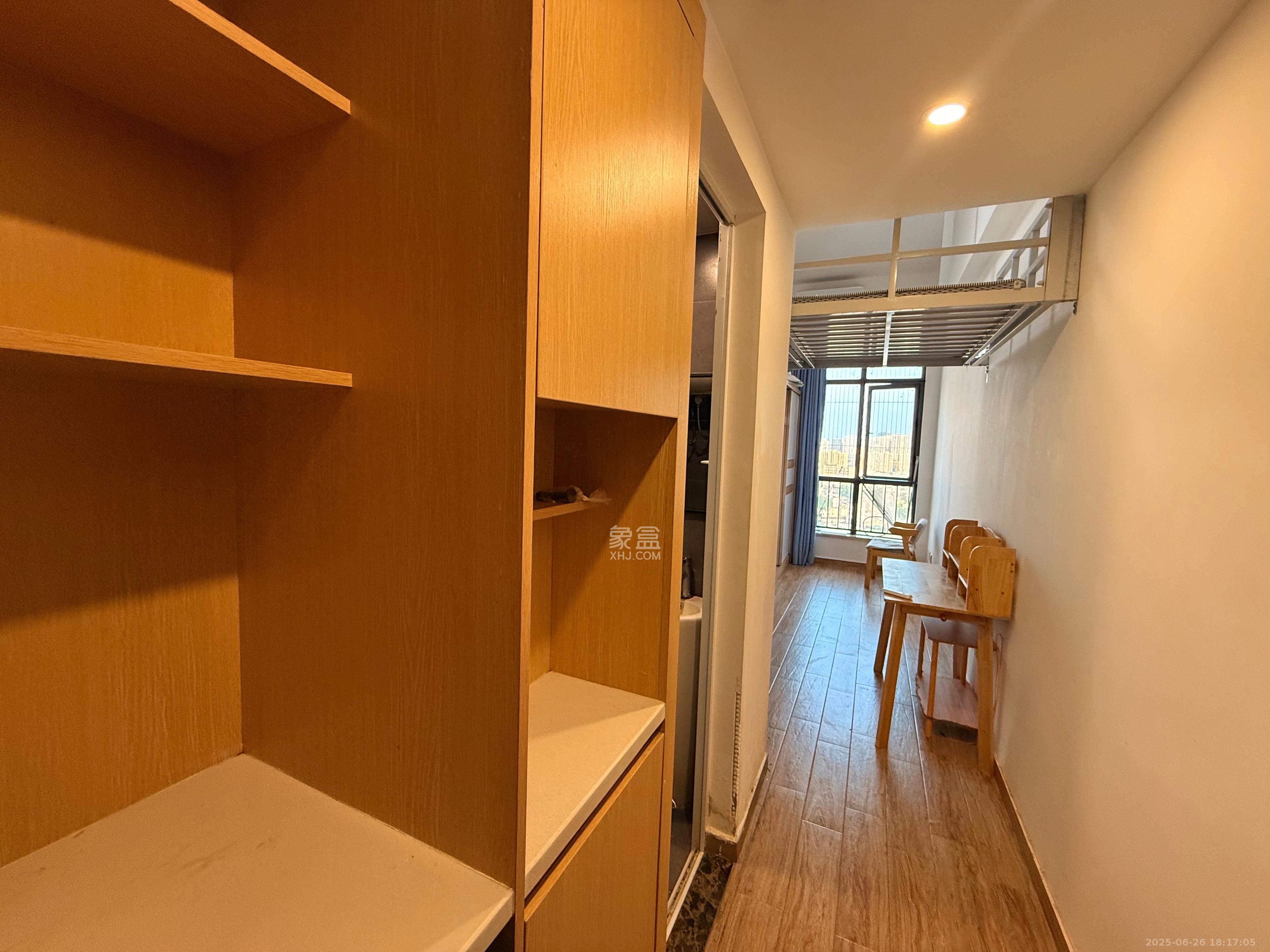 叠彩兰亭 1室1厅1卫 1350.0元/月 叠彩兰亭 1室1厅1卫 1350.0元/月室内图