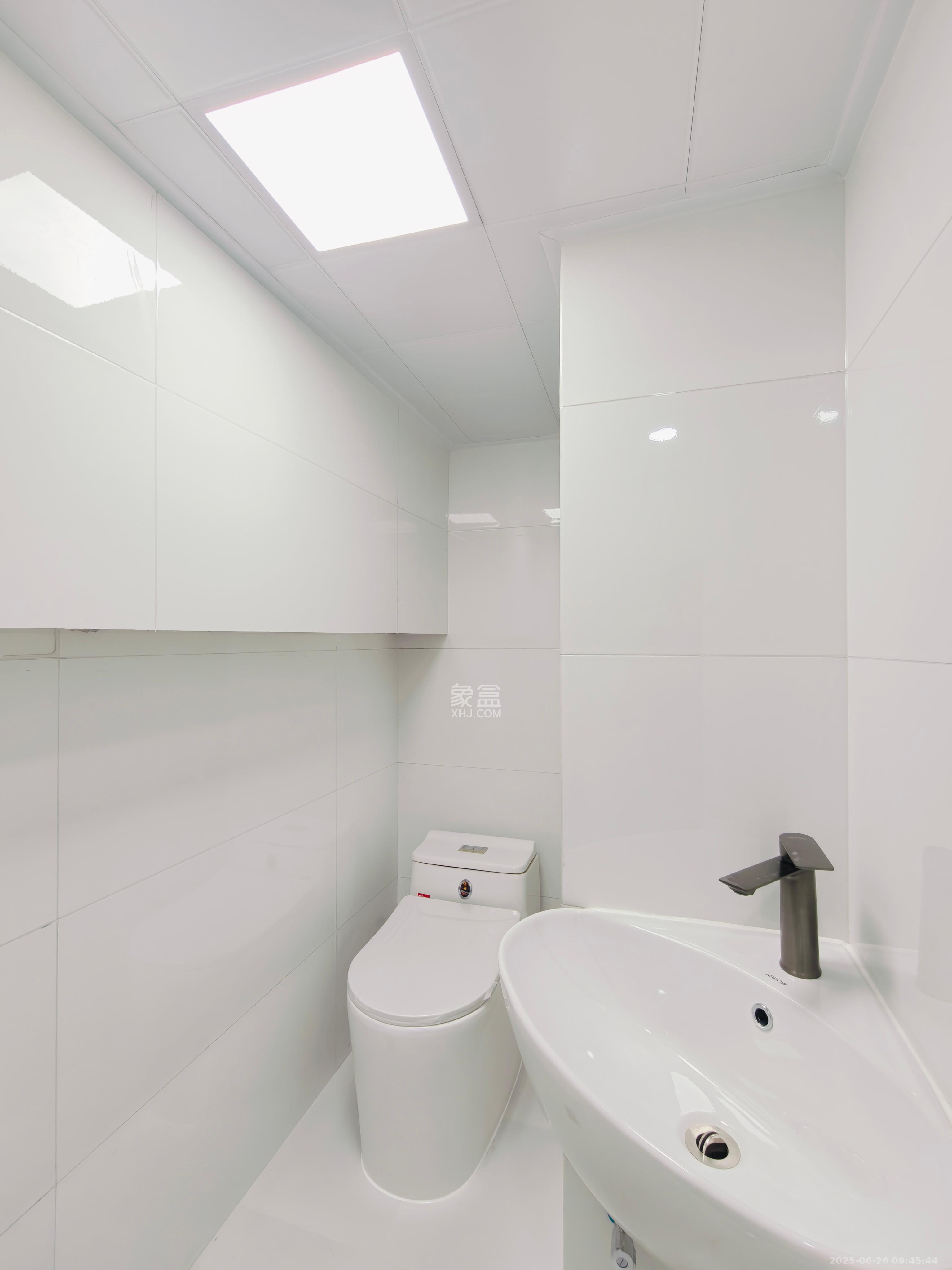 建发养云  2室1厅2卫   2800.00元/月室内图