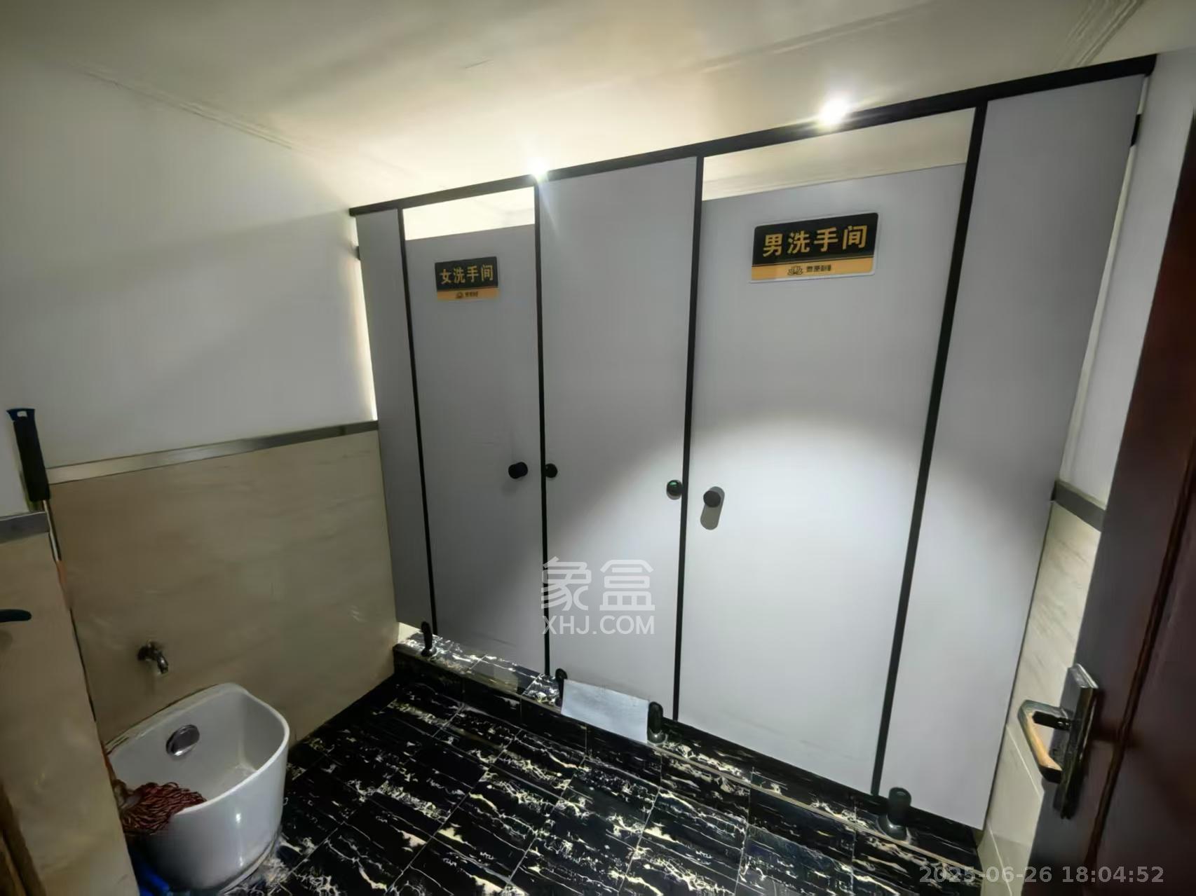 潮宗御苑  4室2厅2卫   7500.00元/月室内图