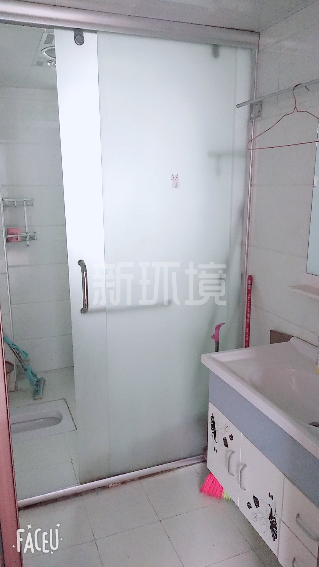 万和天琴  2室2厅1卫   48.80万客厅