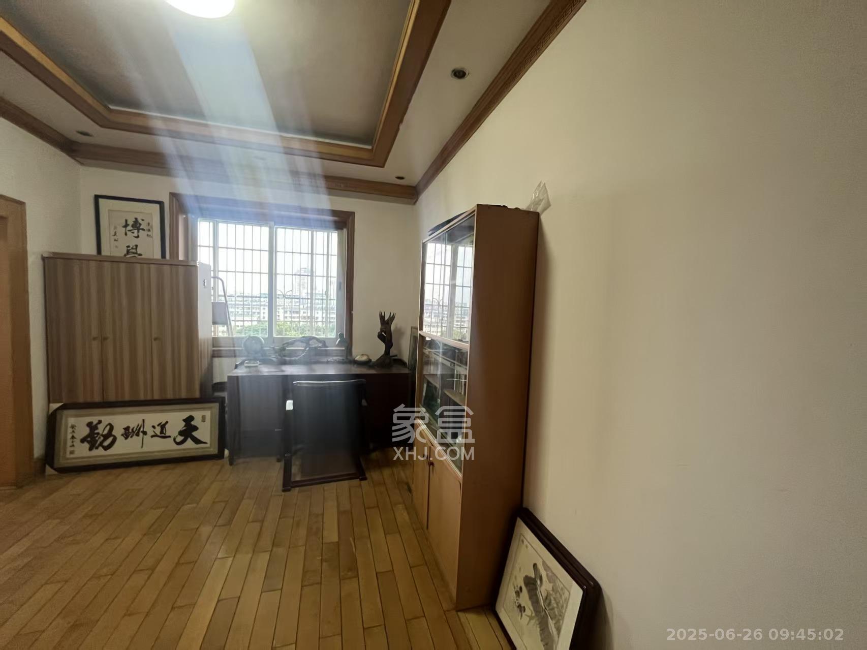 三湘大院  4室2厅2卫   2850.00元/月室内图
