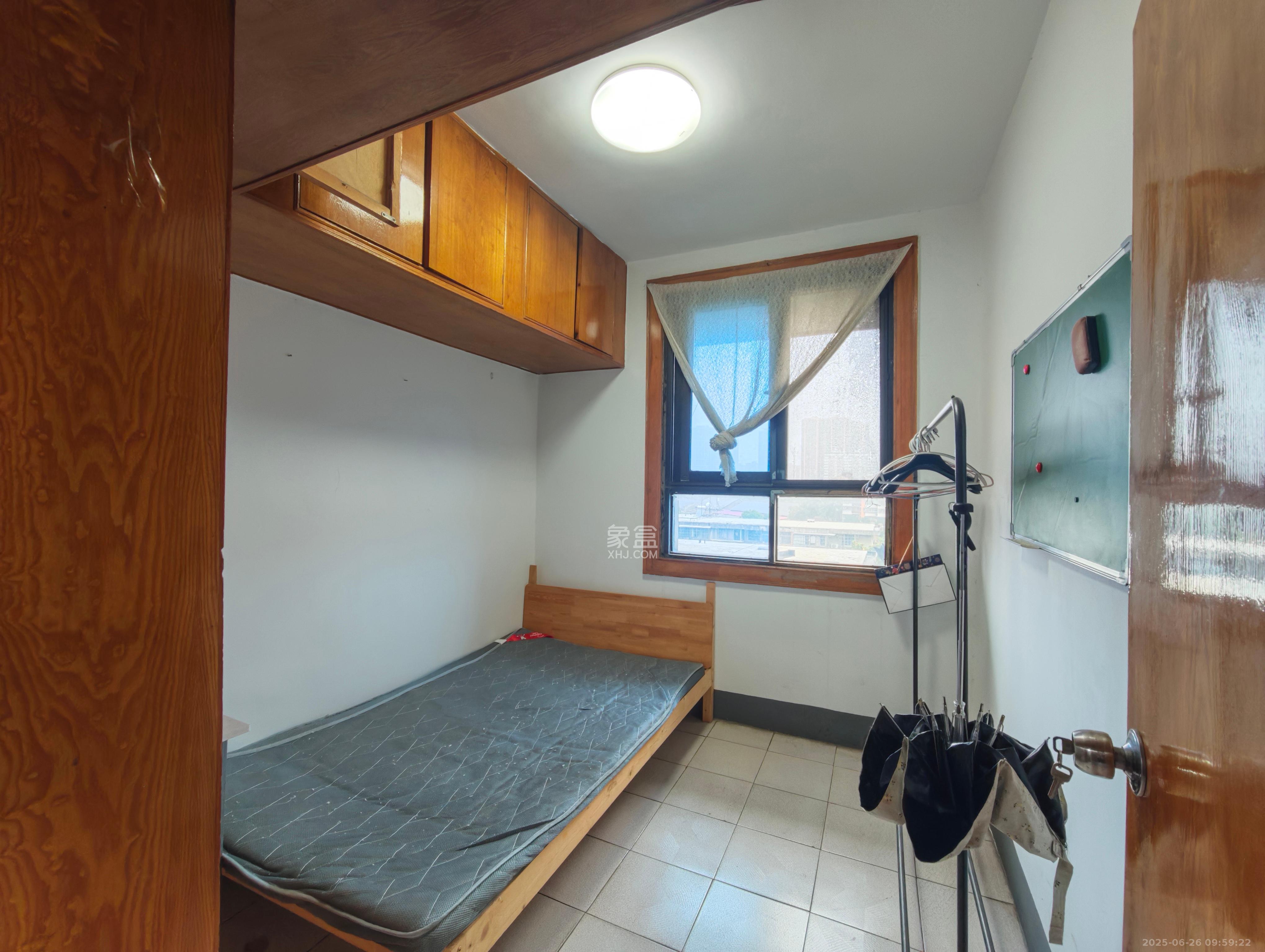 东风一村社区房(王家垅) 2室1厅1卫 1000.0元/月 东风一村社区房(王家垅) 2室1厅1卫 1000.0元/月室内图