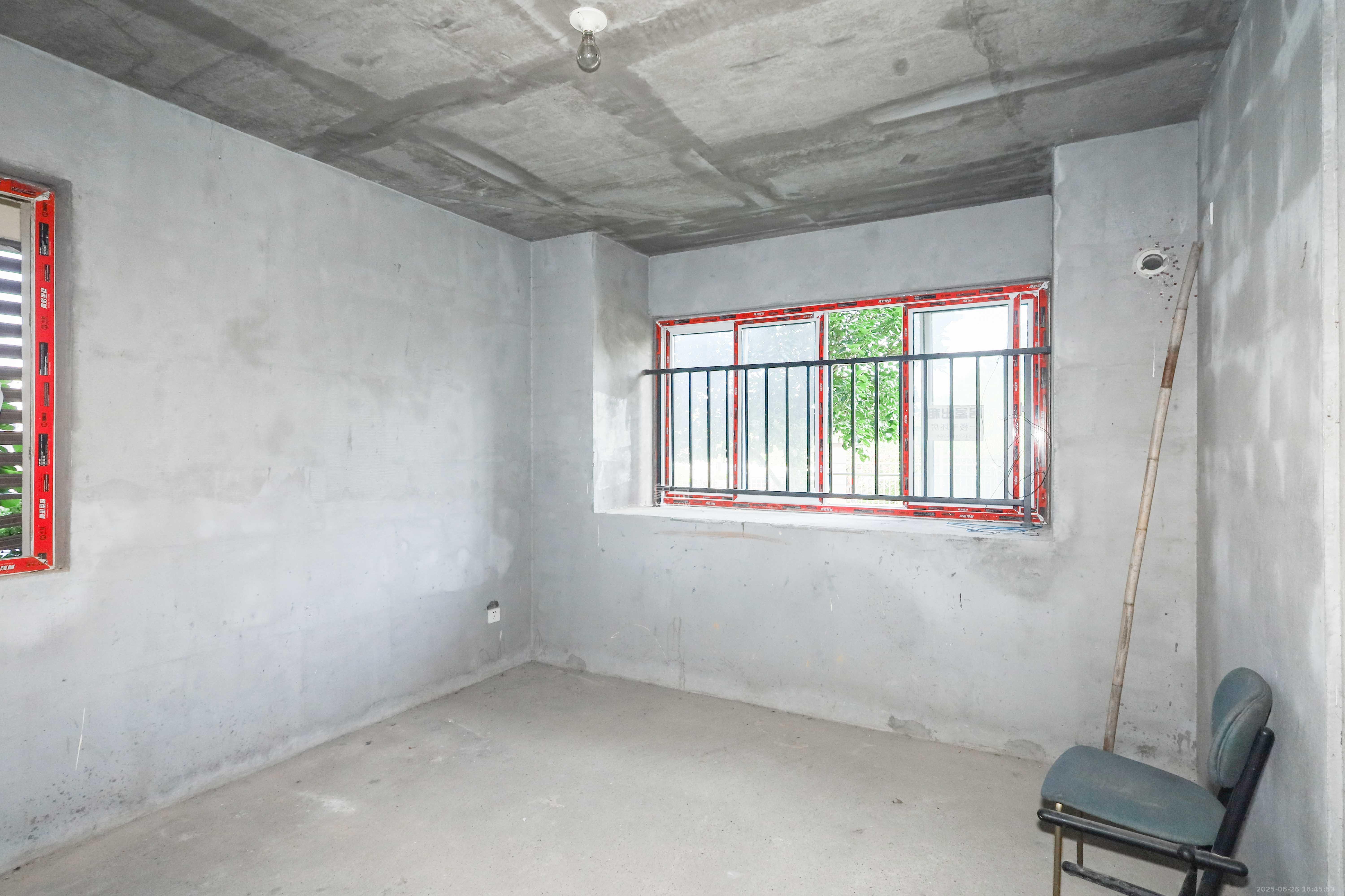 桥头家苑一期 3室2厅1卫 1200.0元/月 桥头家苑一期 3室2厅1卫 1200.0元/月室内图