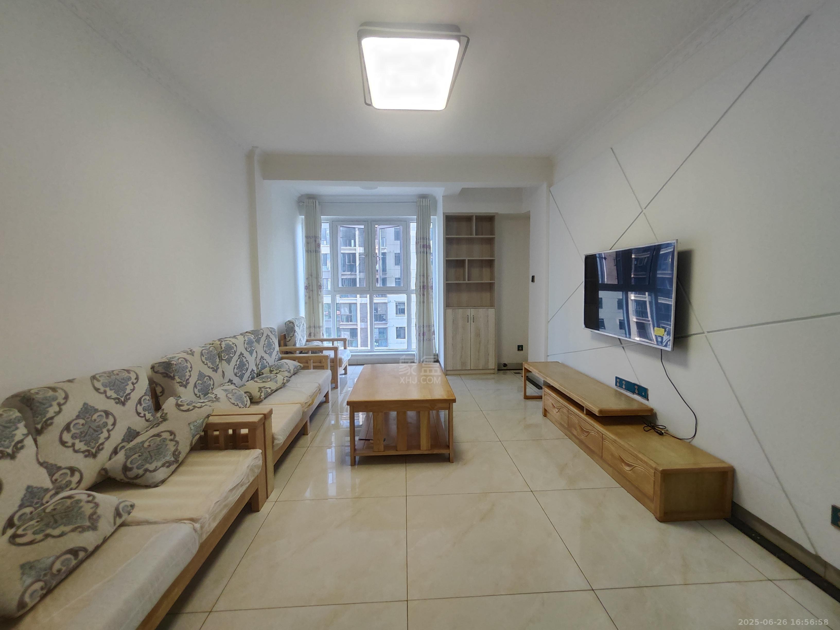 金轮翡翠名园 3室2厅1卫 1800.0元/月 金轮翡翠名园 3室2厅1卫 1800.0元/月室内图