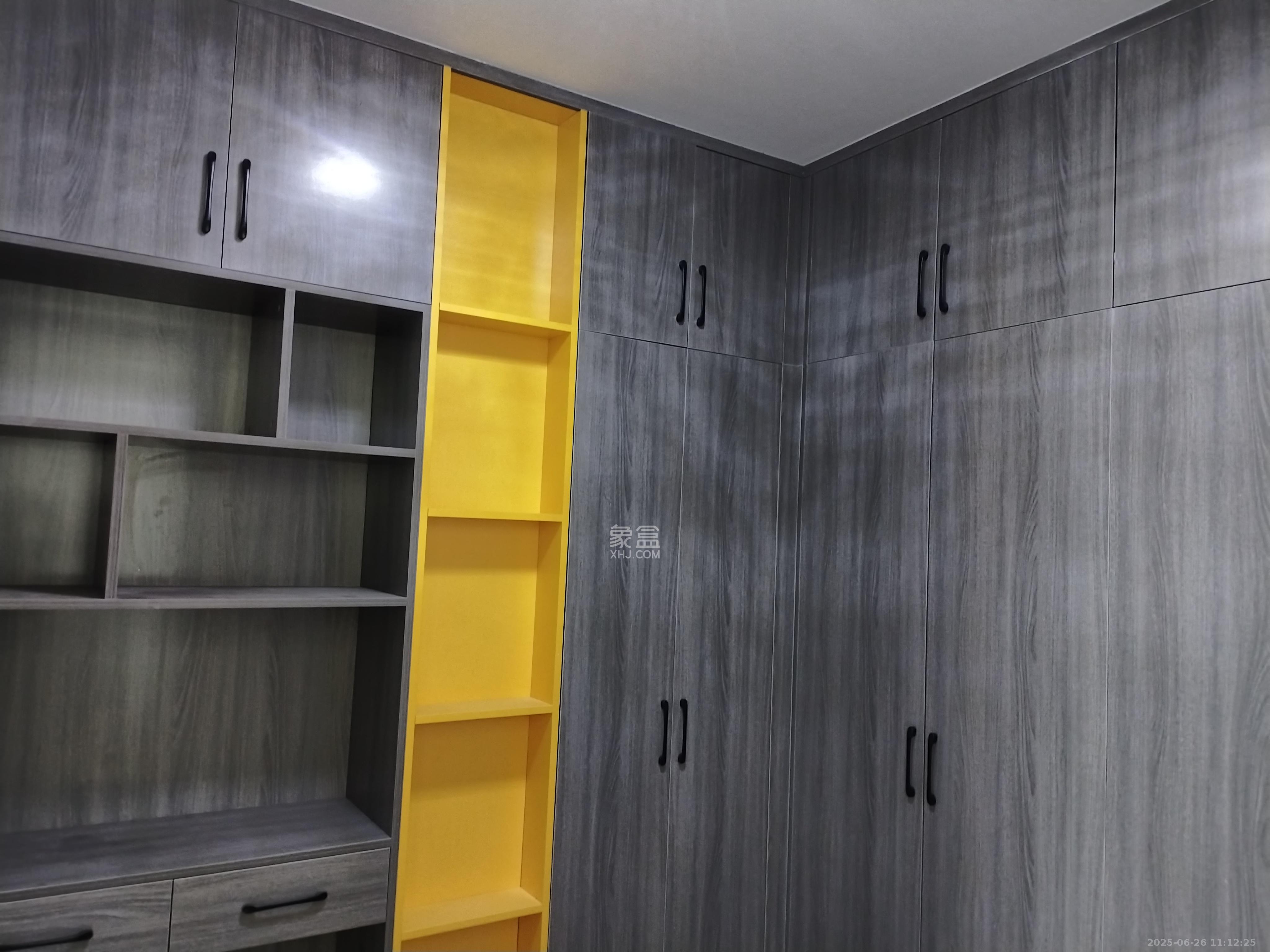 湘江壹号一二三期(创远湘江壹号) 4室2厅3卫 5500.0元/月 湘江壹号一二三期(创远湘江壹号) 4室2厅3卫 5500.0元/月室内图