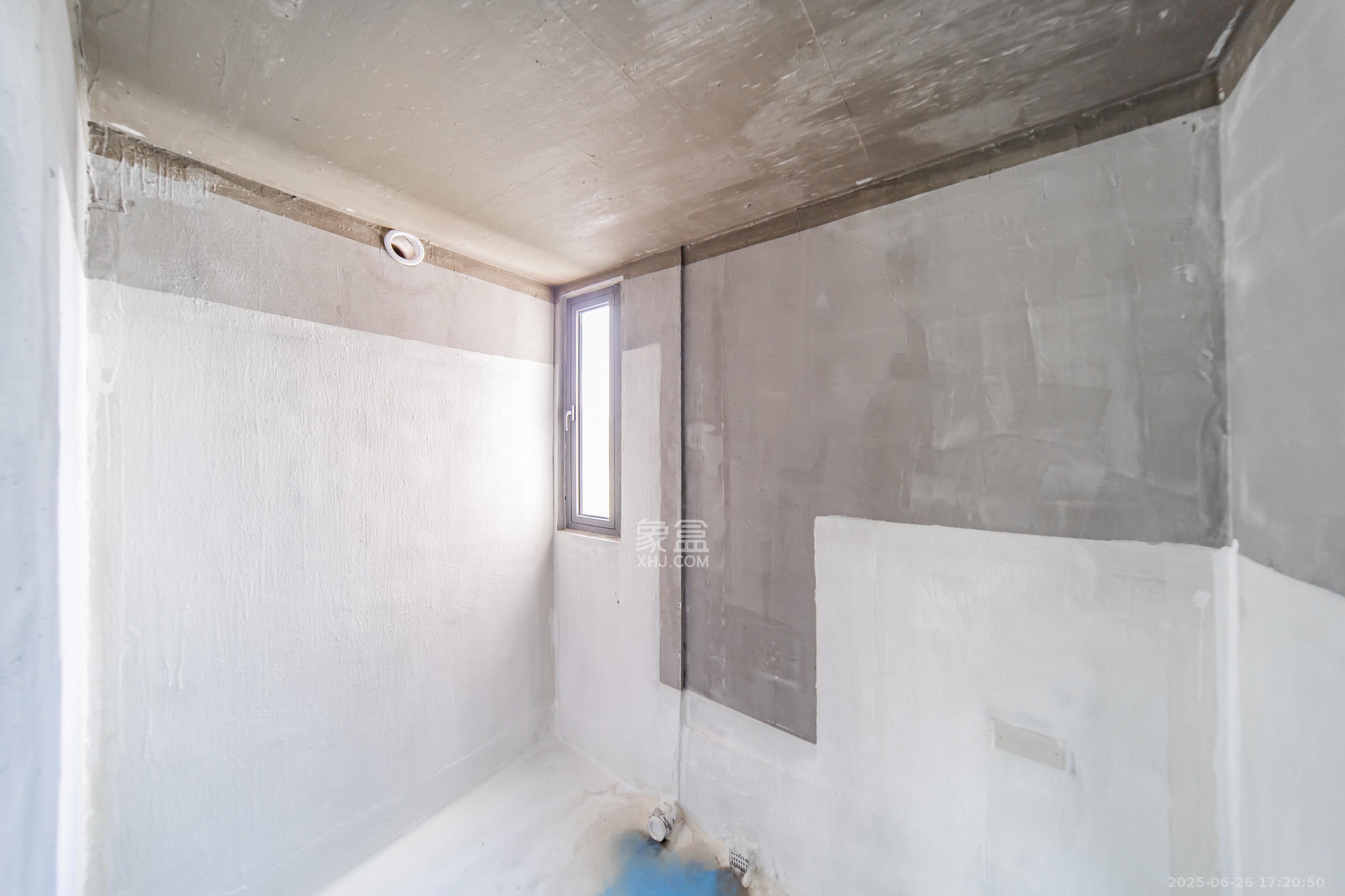 华润置地洋湖天序  4室2厅2卫    188.0万 华润置地洋湖天序  4室2厅2卫    188.0万卫生间