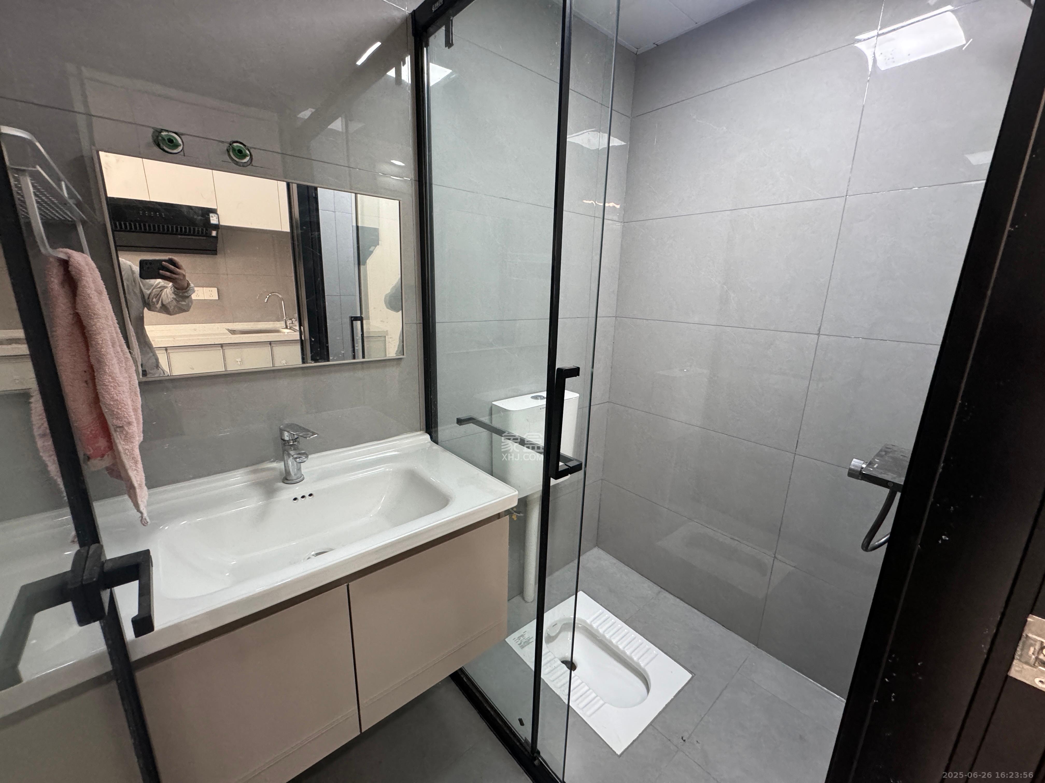 保利中环广场(保利中悦苑) 1室0厅1卫 1600.0元/月 保利中环广场(保利中悦苑) 1室0厅1卫 1600.0元/月室内图