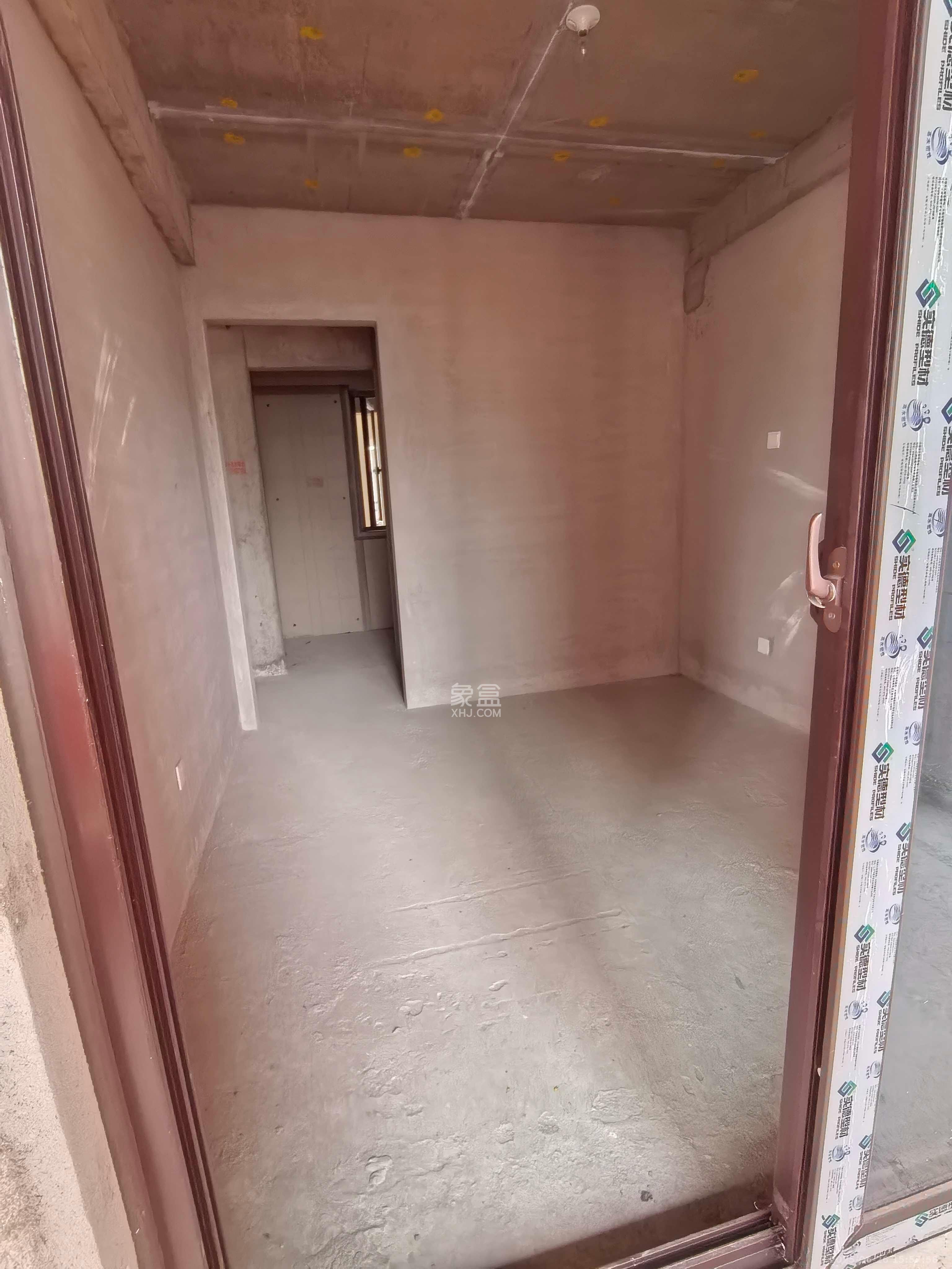 兴进珺府  4室2厅2卫    1200.0元/月 兴进珺府  4室2厅2卫    1200.0元/月