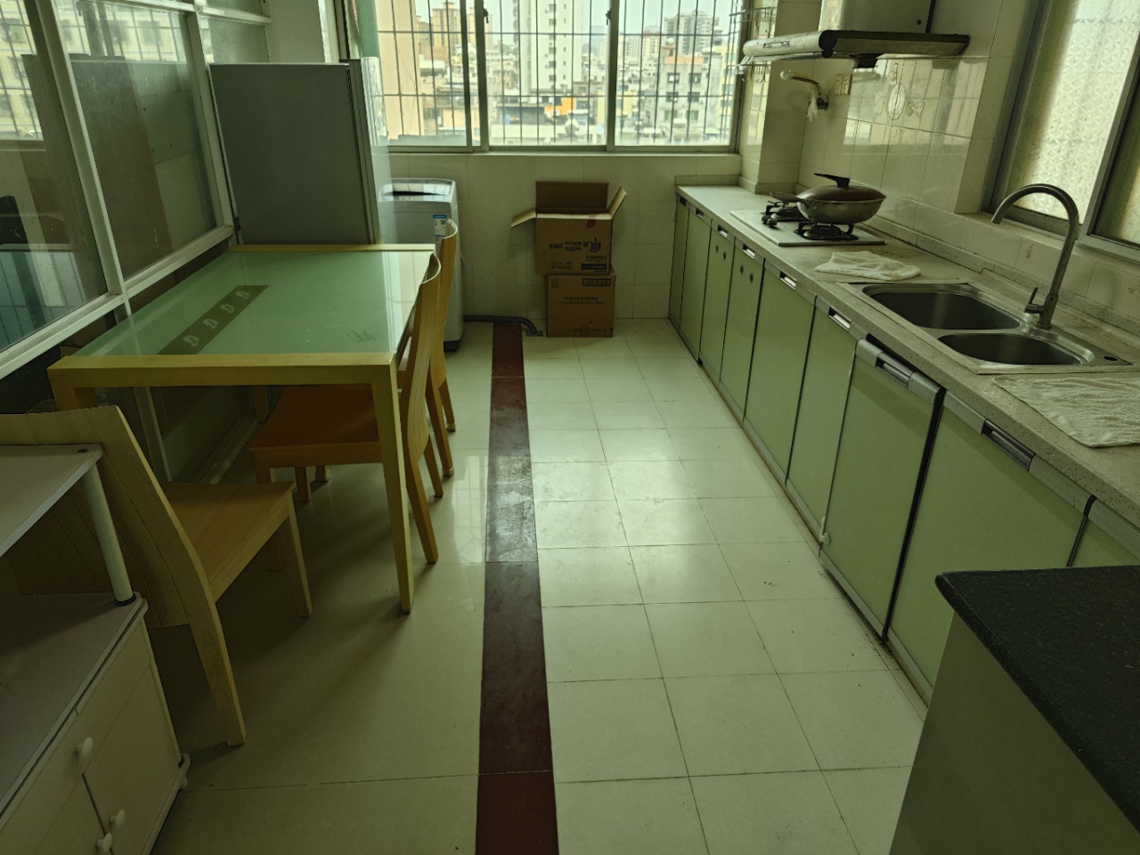 宝庆花园 3室2厅2卫 2000.0元/月 宝庆花园 3室2厅2卫 2000.0元/月室内图