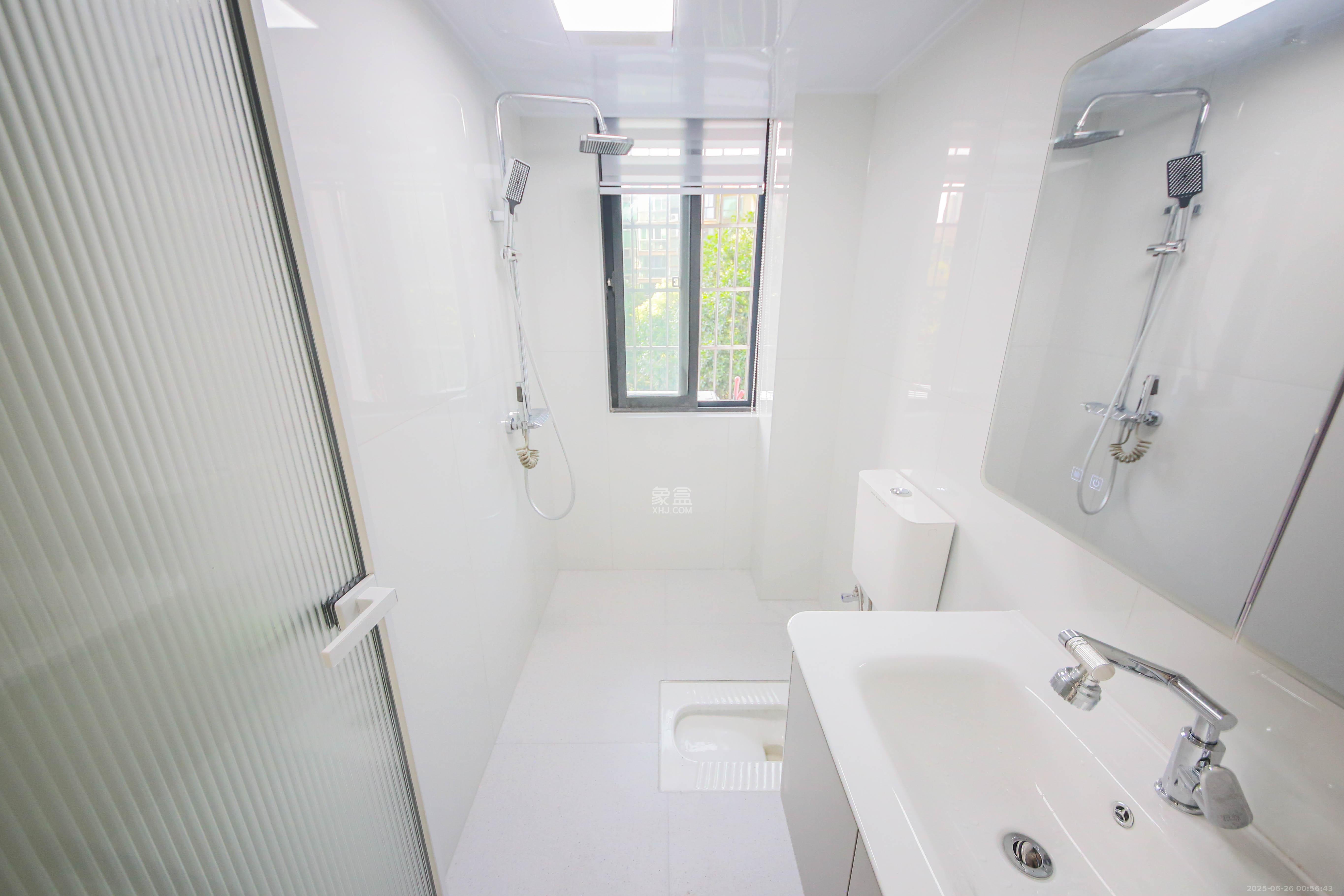 和庄  3室2厅2卫    98.0万 和庄  3室2厅2卫    98.0万卫生间