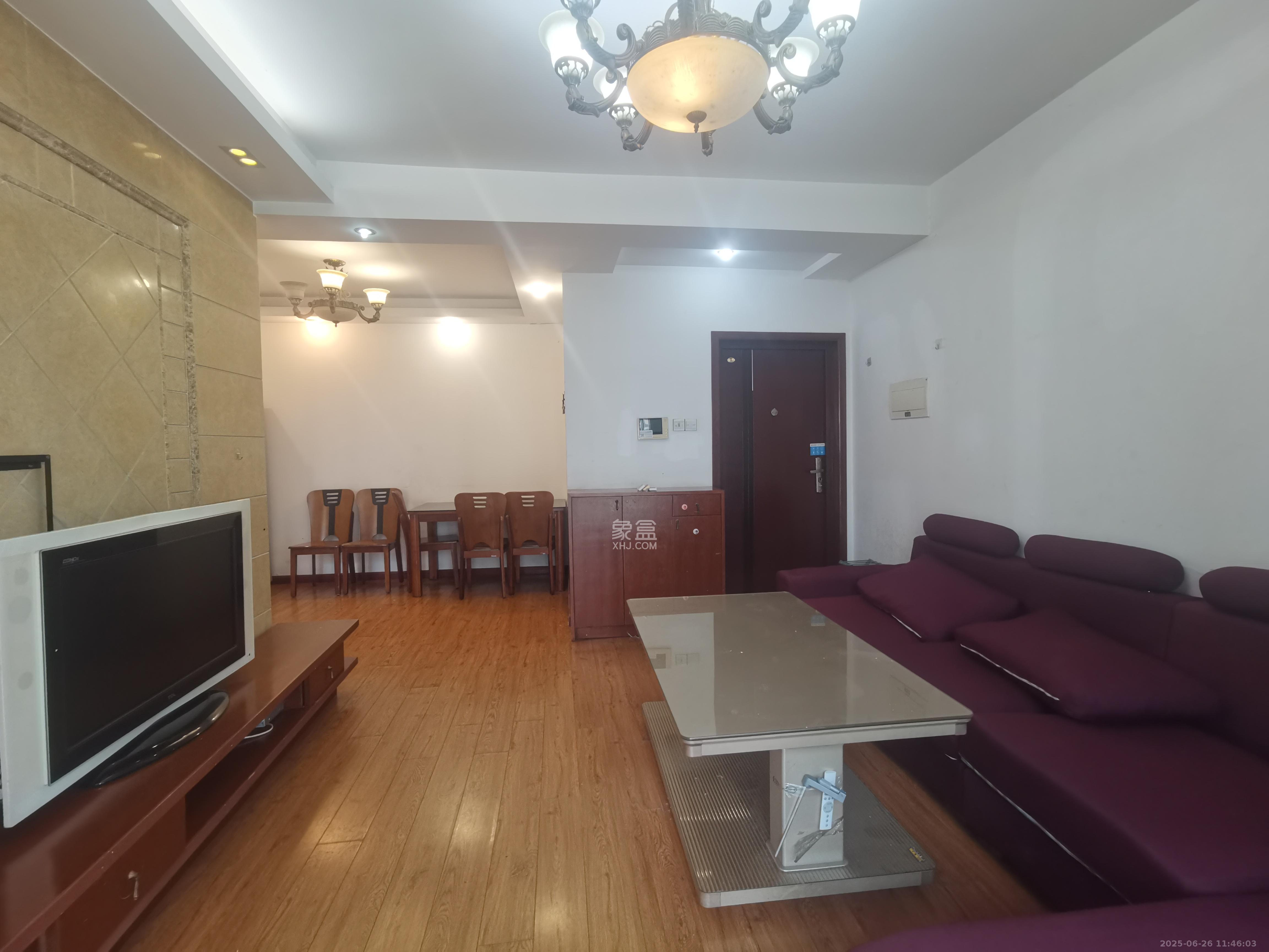 星城映象 3室2厅2卫 2500.0元/月 星城映象 3室2厅2卫 2500.0元/月室内图