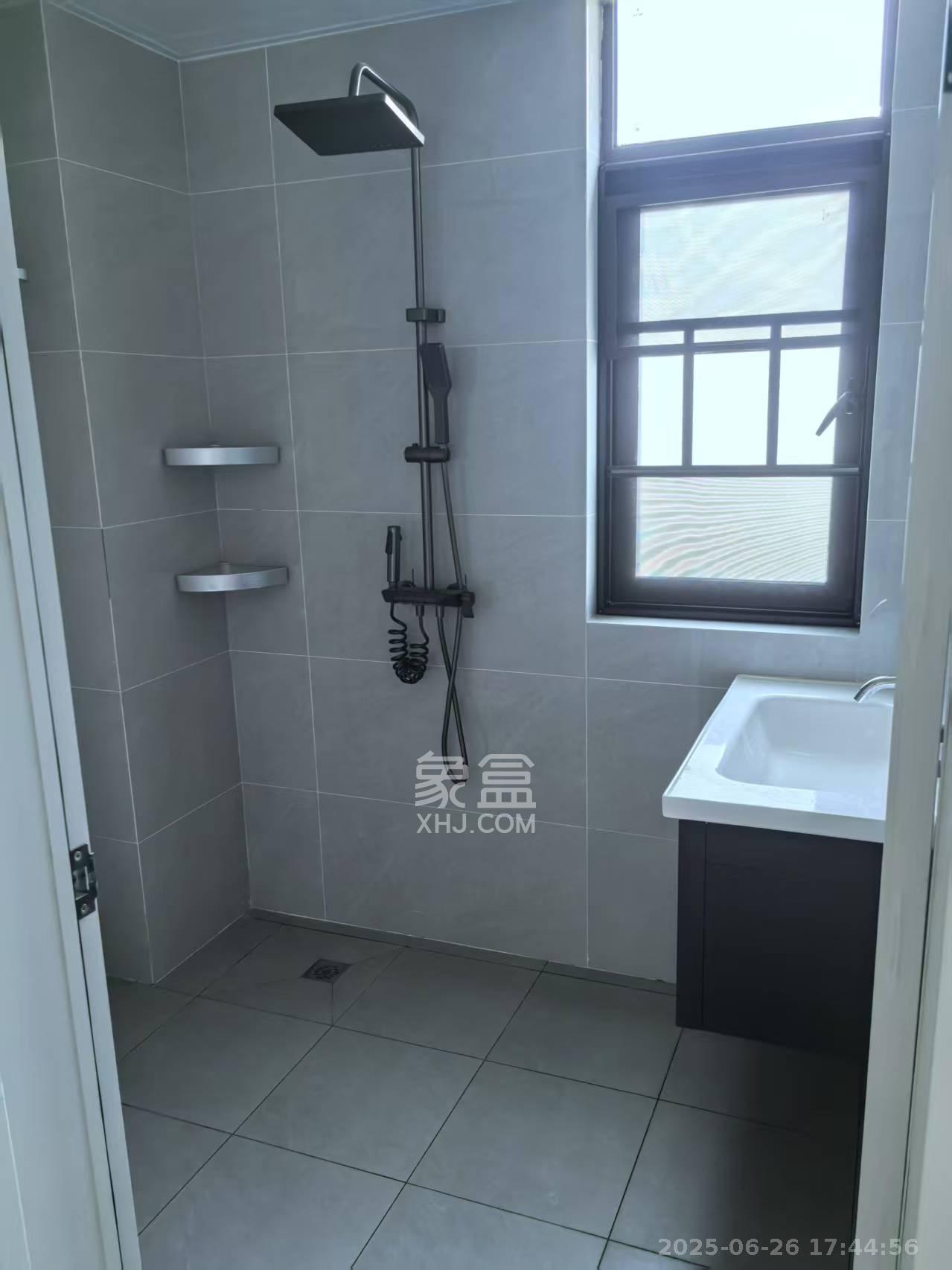 天华雅源府  4室2厅1卫   3000.00元/月室内图