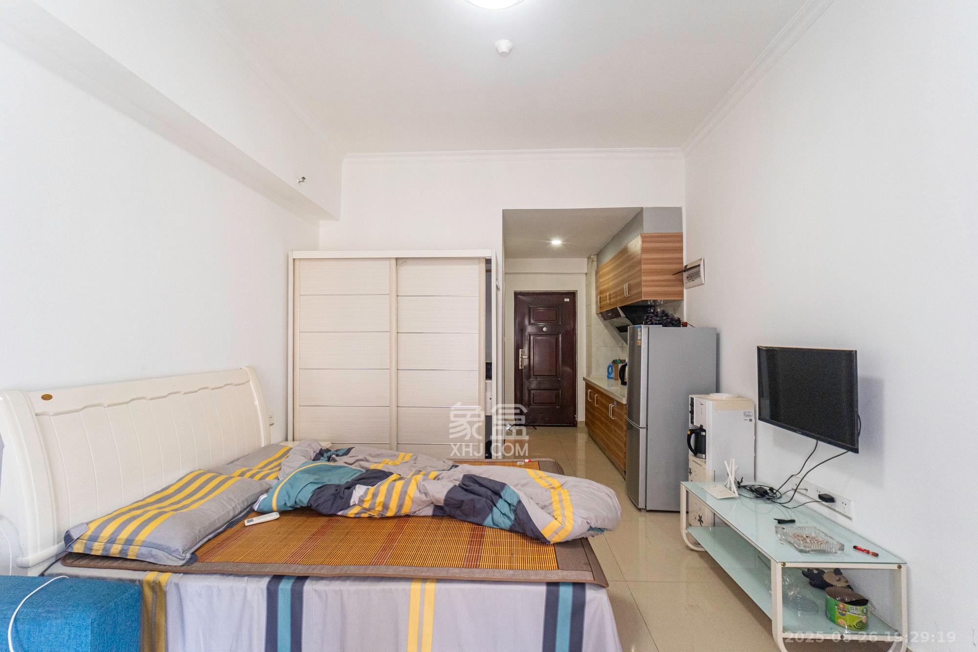 波隆城市花园 1室1厅1卫 23.68万 波隆城市花园 1室1厅1卫 23.68万卧室