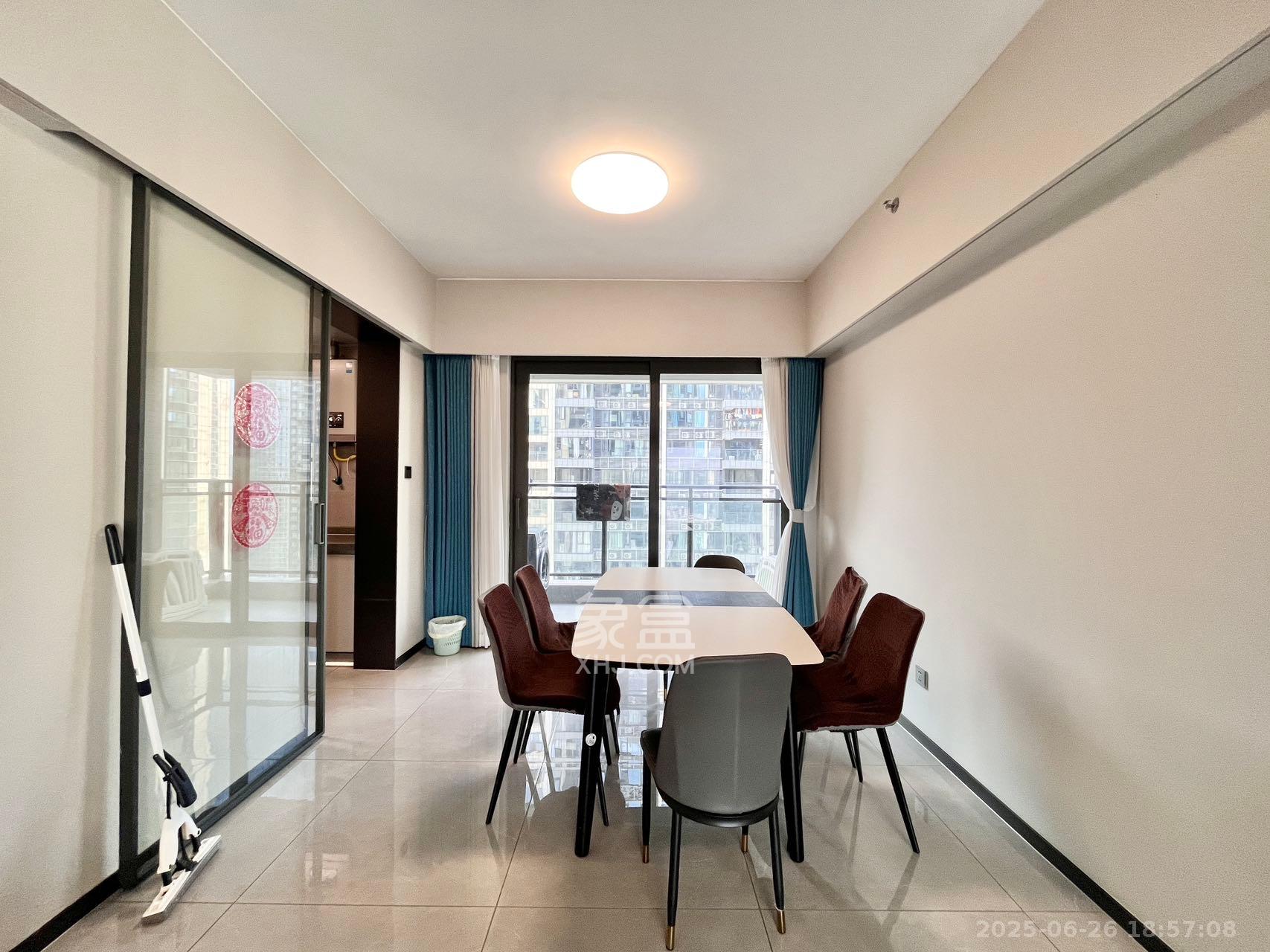 时代梅溪领峰 4室2厅3卫 4800.0元/月 时代梅溪领峰 4室2厅3卫 4800.0元/月室内图