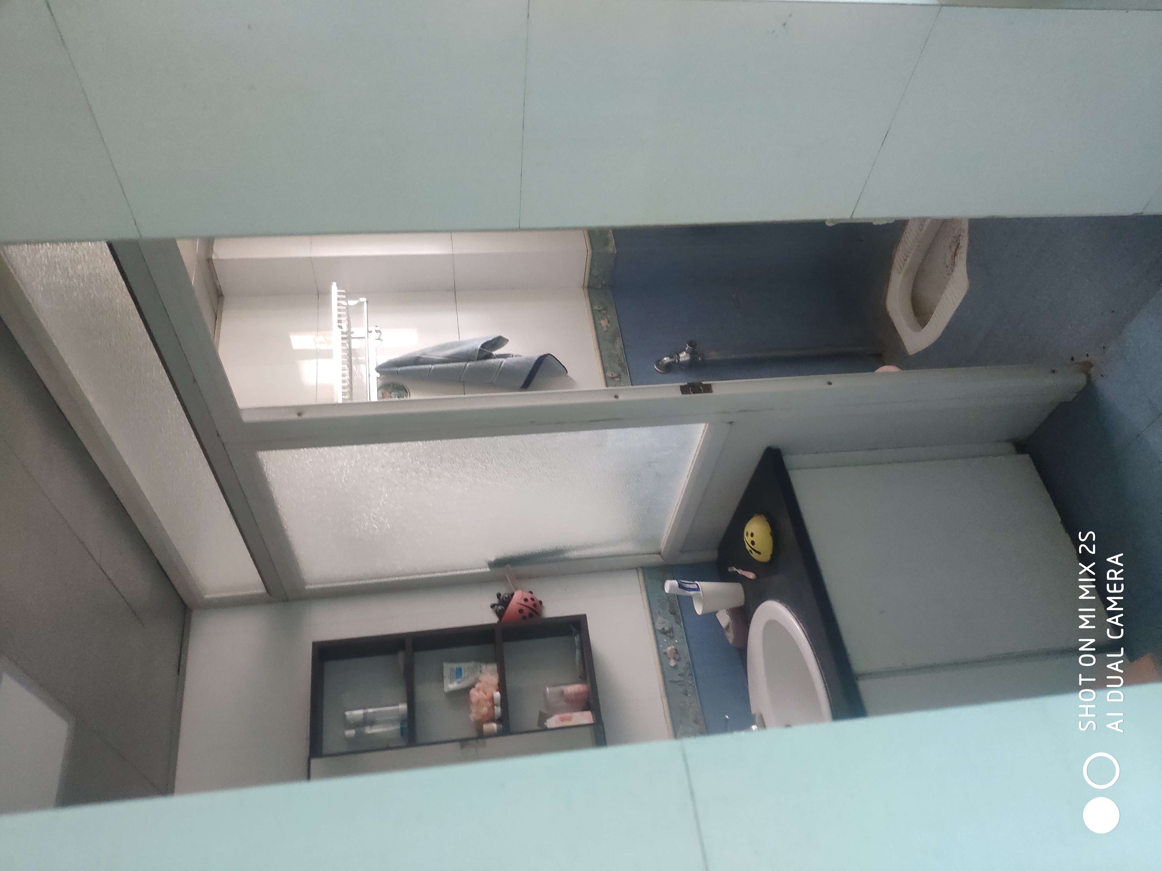 娄底疾控中心(市防疫站家属楼) 3室1厅2卫 56.8万 娄底疾控中心(市防疫站家属楼) 3室1厅2卫 56.8万客厅