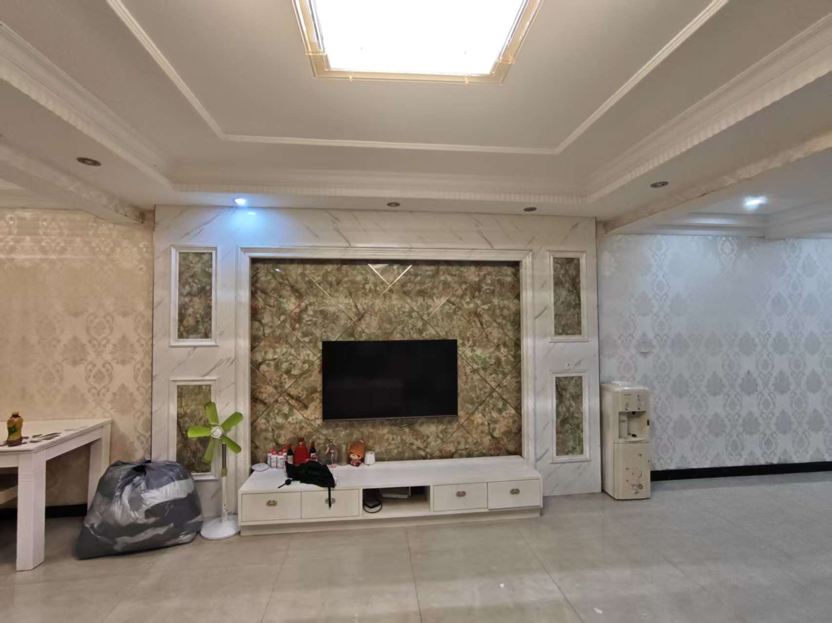 湘江名苑 2室2厅1卫 1500.0元/月 湘江名苑 2室2厅1卫 1500.0元/月室内图