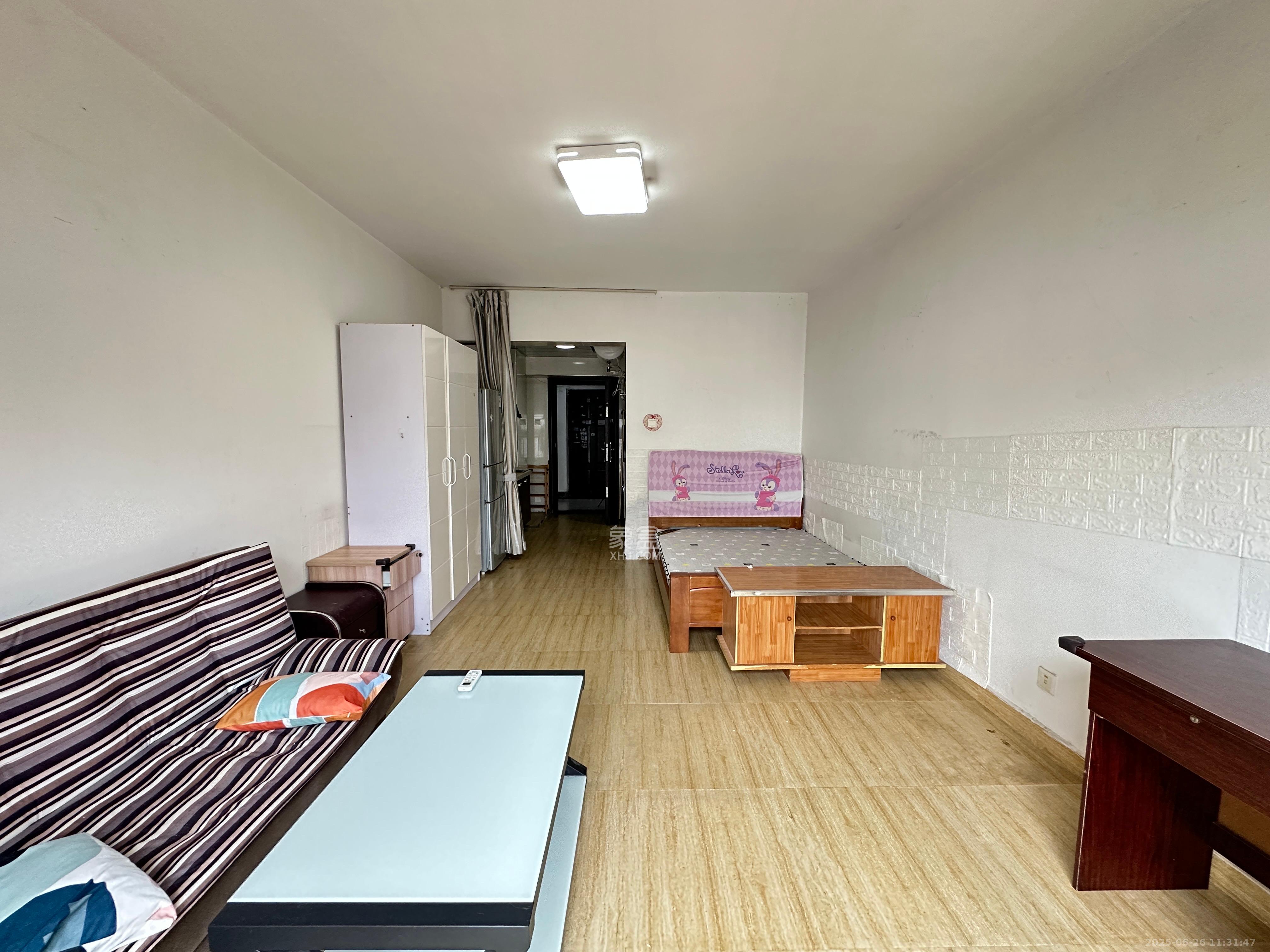 山水华景  1室1厅1卫   1200.00元/月