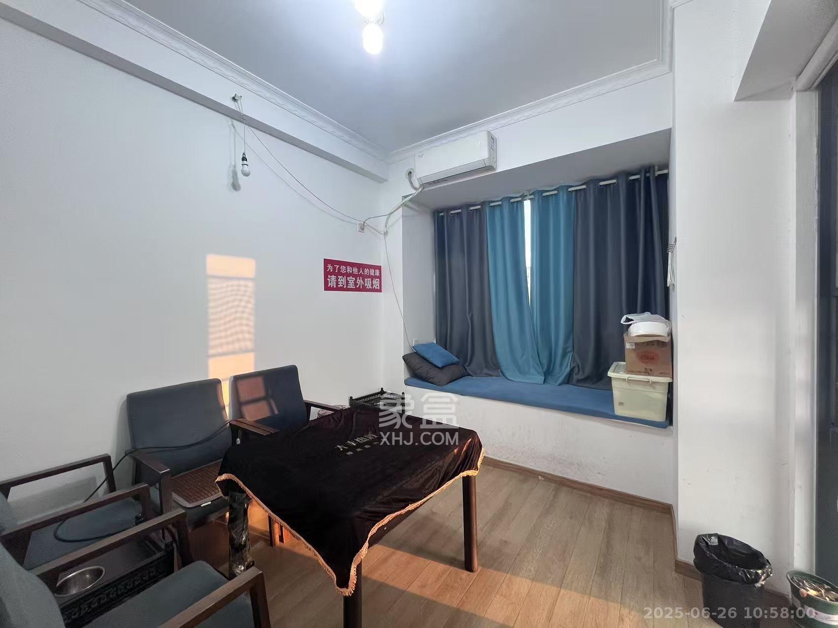 中建悦和城  2室1厅1卫    1800.0元/月 中建悦和城  2室1厅1卫    1800.0元/月室内图