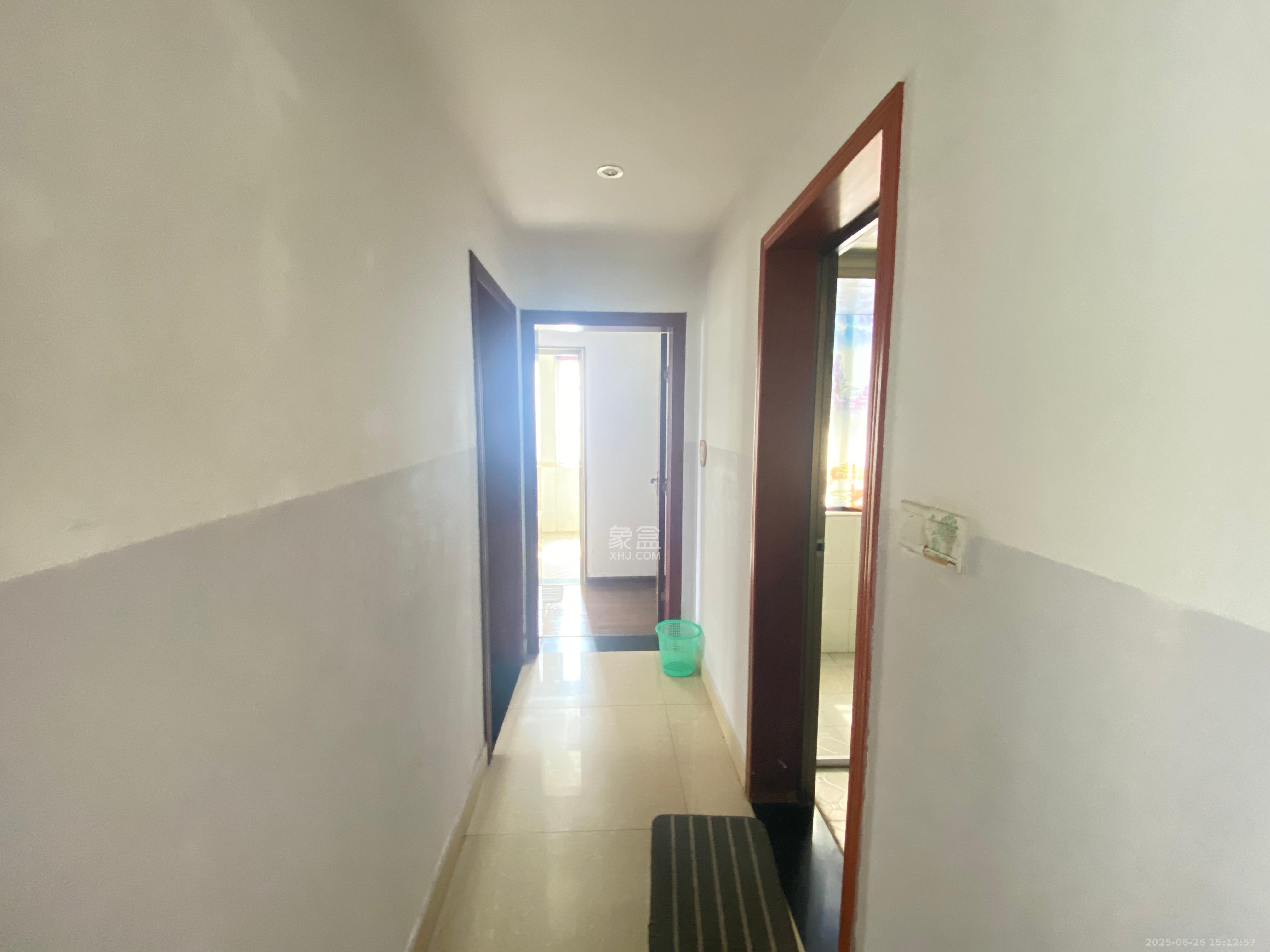 楚天世纪城东苑 3室2厅2卫 1900.0元/月 楚天世纪城东苑 3室2厅2卫 1900.0元/月室内图