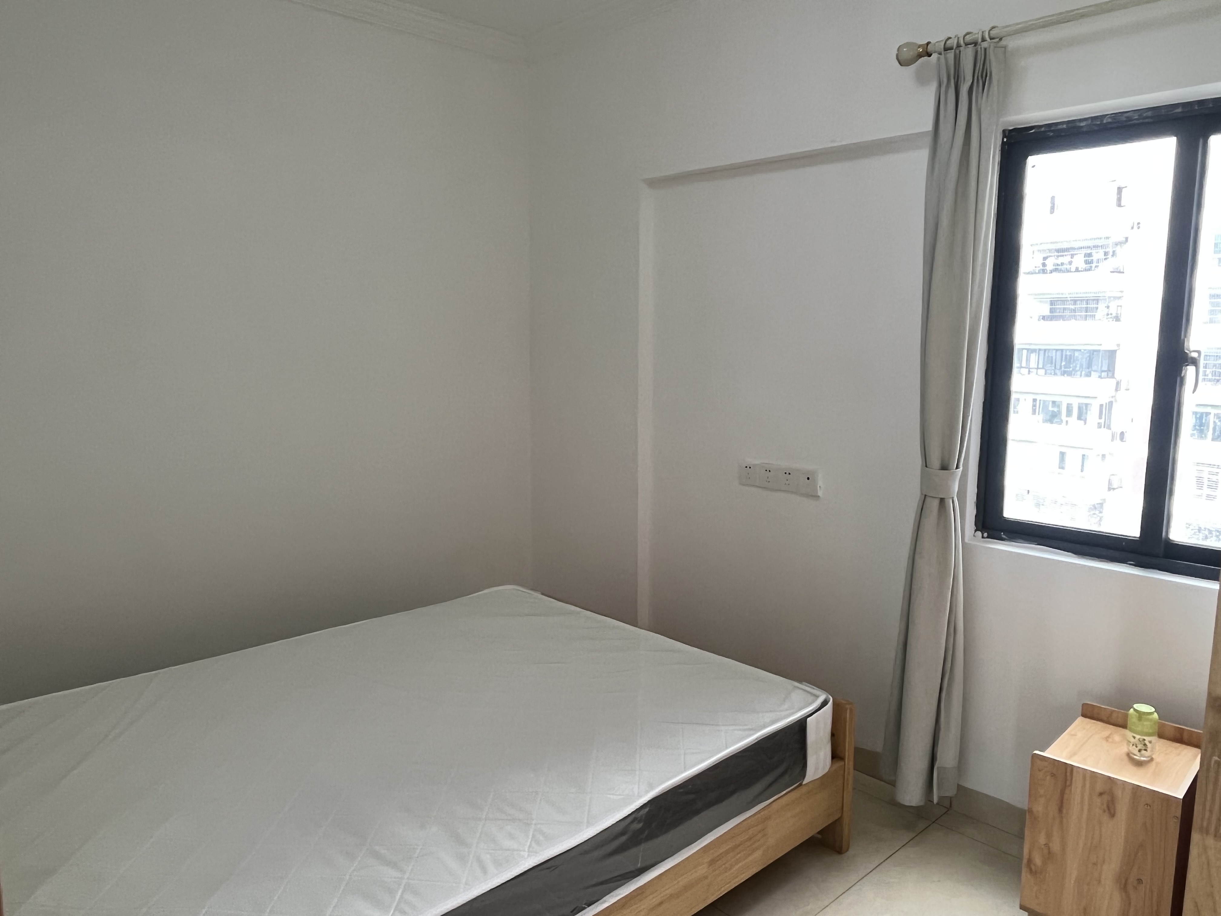 宇建国贸城  2室2厅1卫    123.0万 宇建国贸城  2室2厅1卫    123.0万客厅