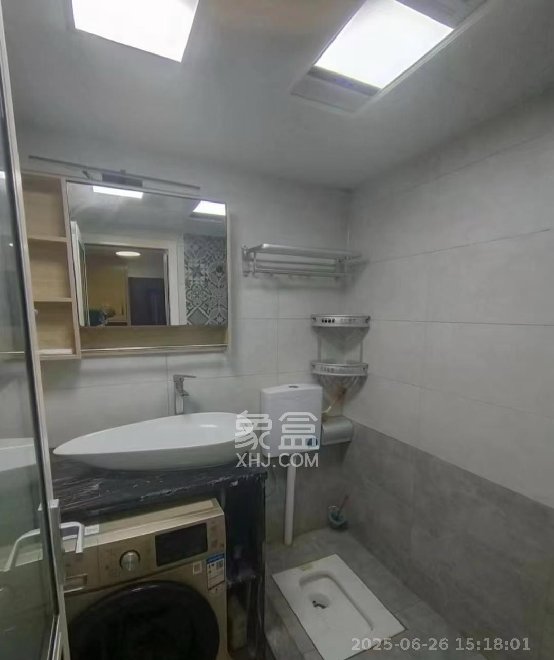 玛依拉山庄  2室2厅1卫   2400.00元/月室内图