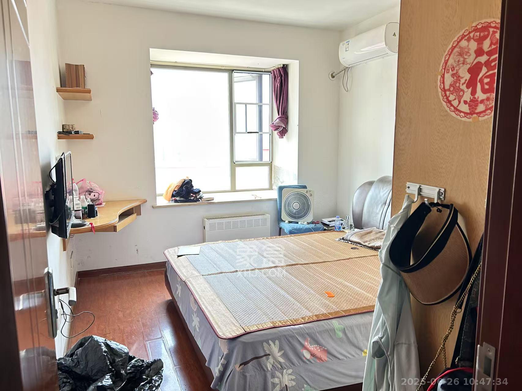 怡海星城  2室1厅1卫    1500.0元/月室内图