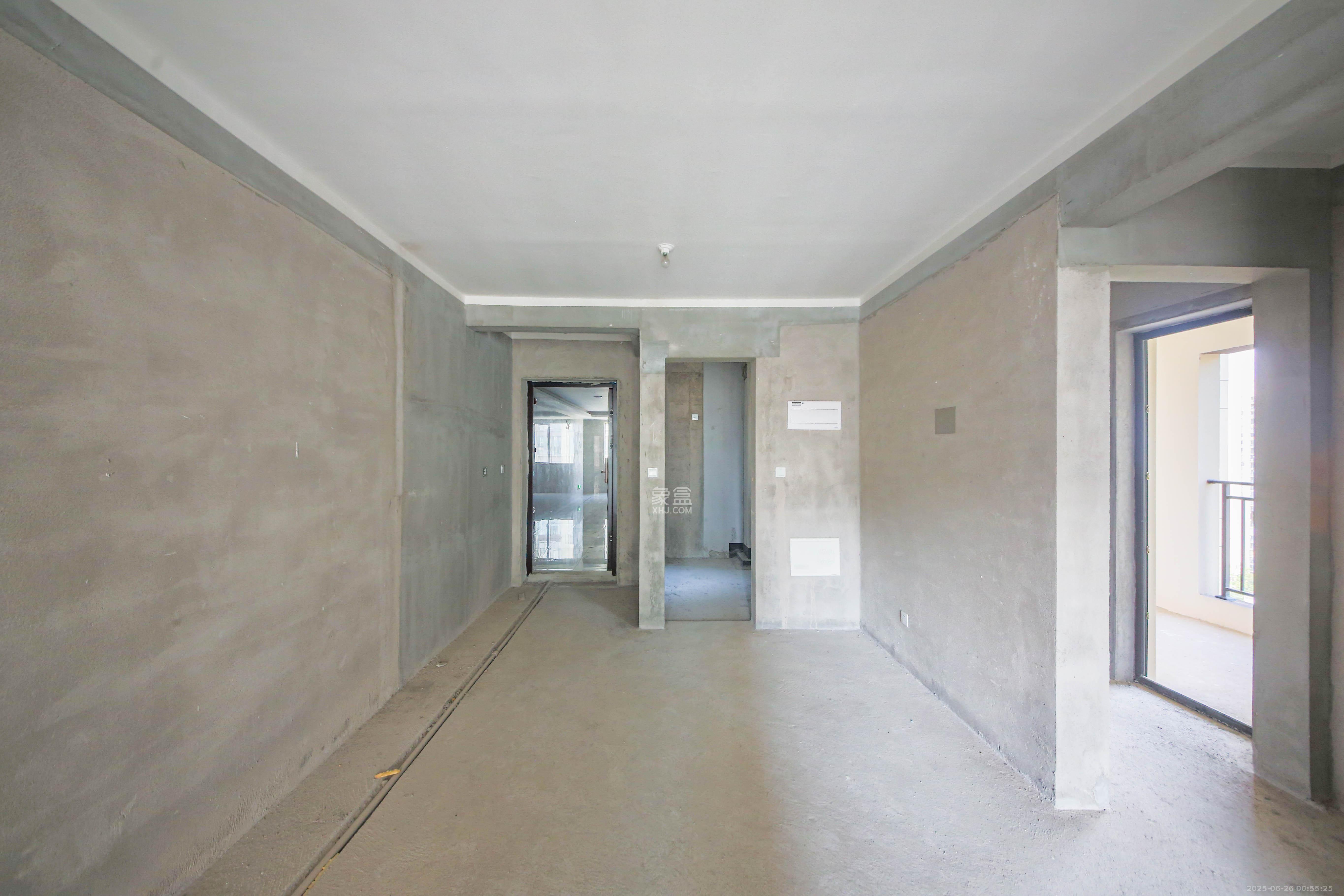 中建钰和城  2室2厅1卫   105.00万客厅