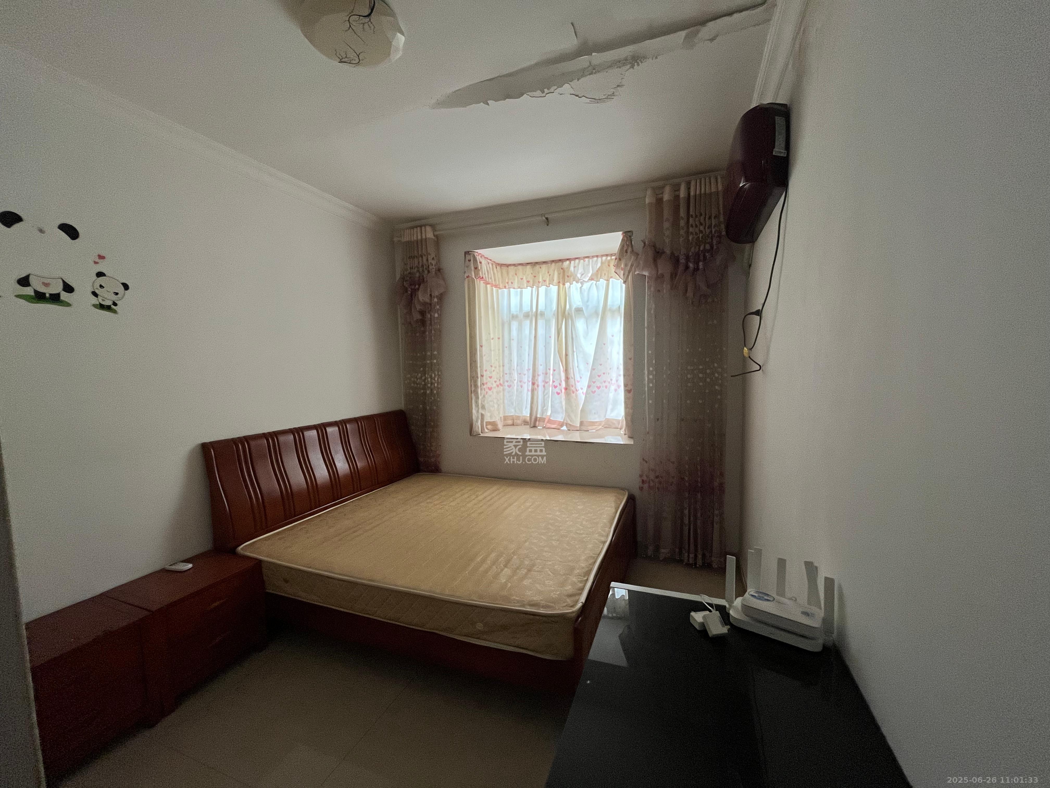 合丰安置小区 3室2厅2卫 1800.0元/月 合丰安置小区 3室2厅2卫 1800.0元/月室内图