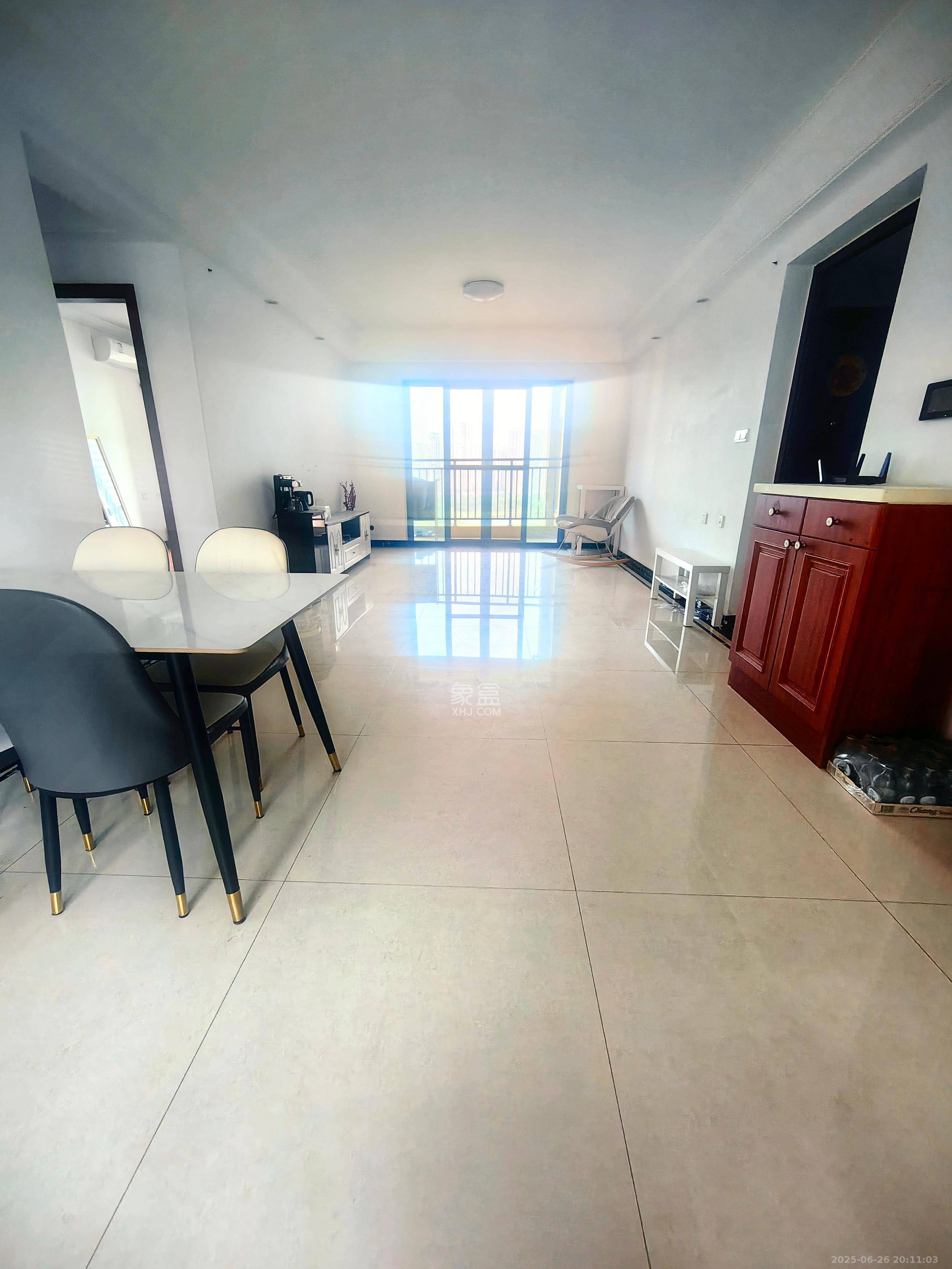 中海梅溪湖壹号 3室2厅2卫 3000.0元/月 中海梅溪湖壹号 3室2厅2卫 3000.0元/月室内图