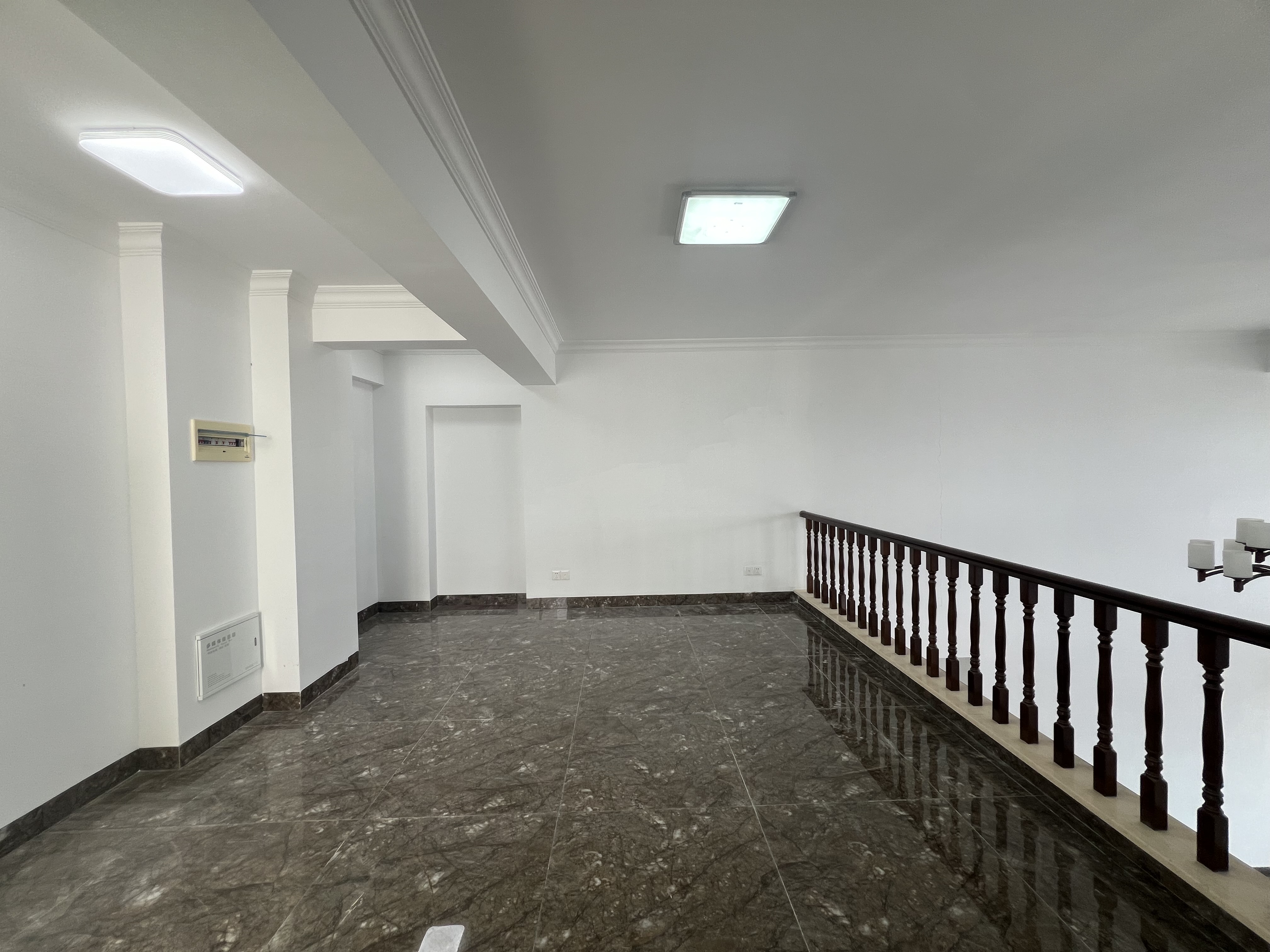 金城SOHO（海岸金城金城国际）  1室2厅2卫   9500.00元/月室内图