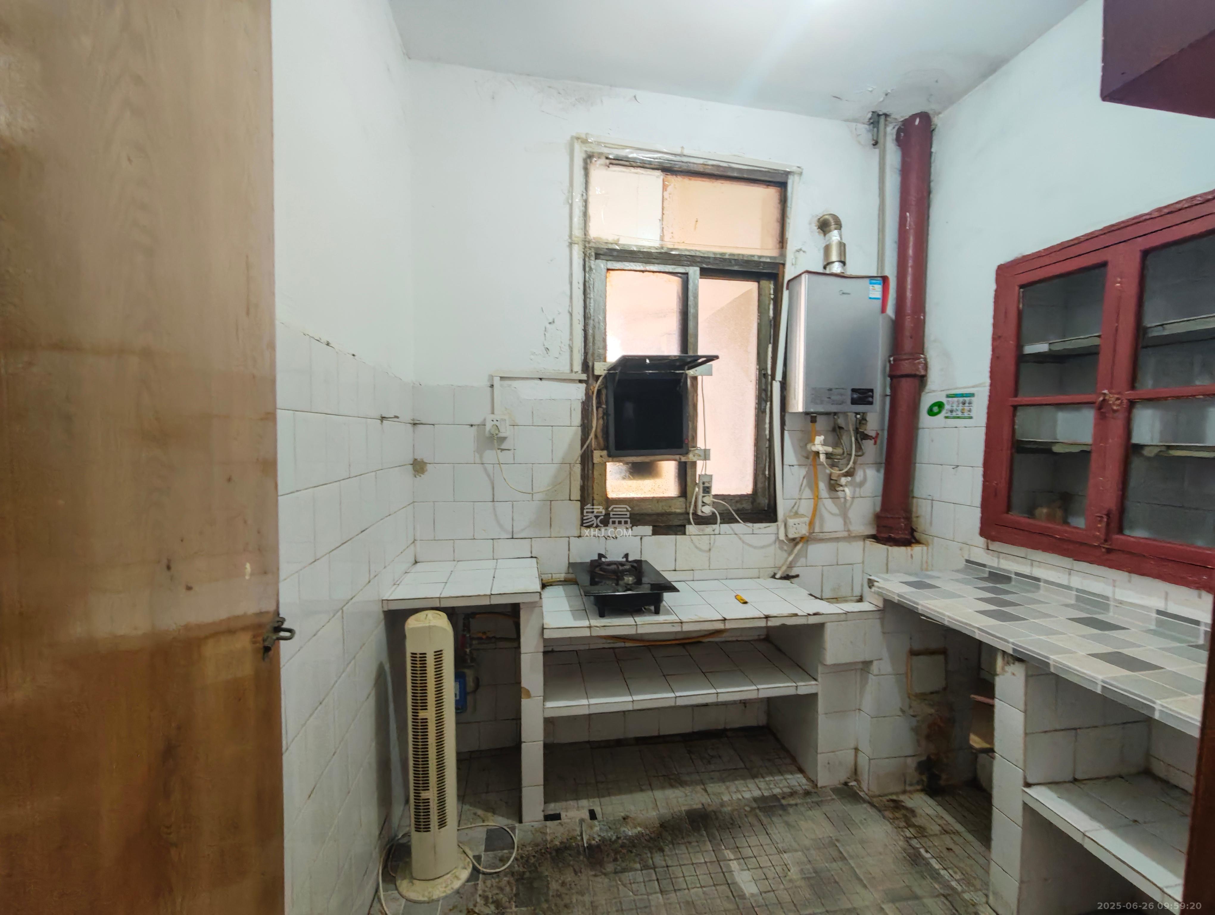 东风一村社区房(王家垅) 2室1厅1卫 1000.0元/月 东风一村社区房(王家垅) 2室1厅1卫 1000.0元/月室内图