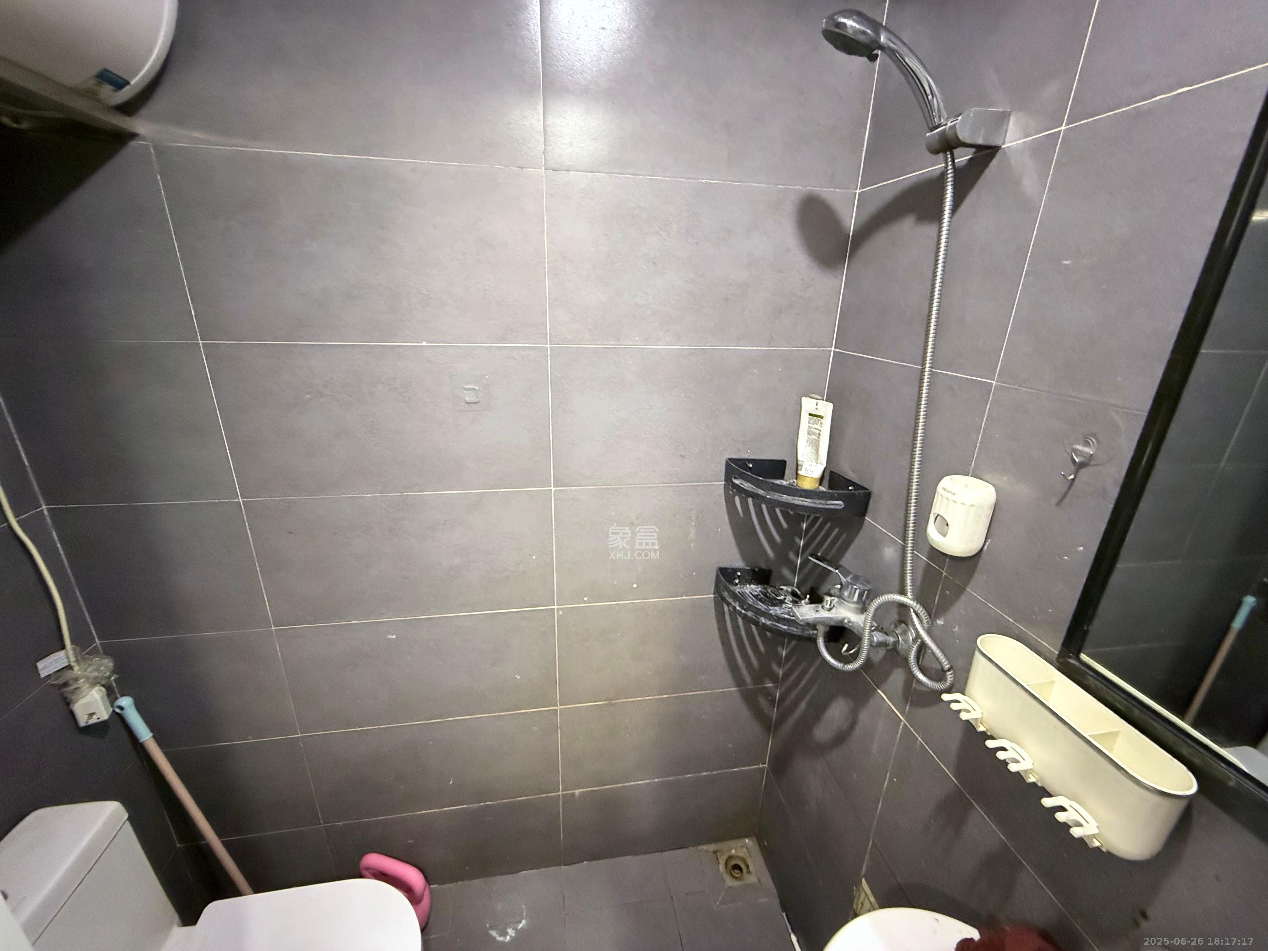 叠彩兰亭 1室1厅1卫 1350.0元/月 叠彩兰亭 1室1厅1卫 1350.0元/月室内图