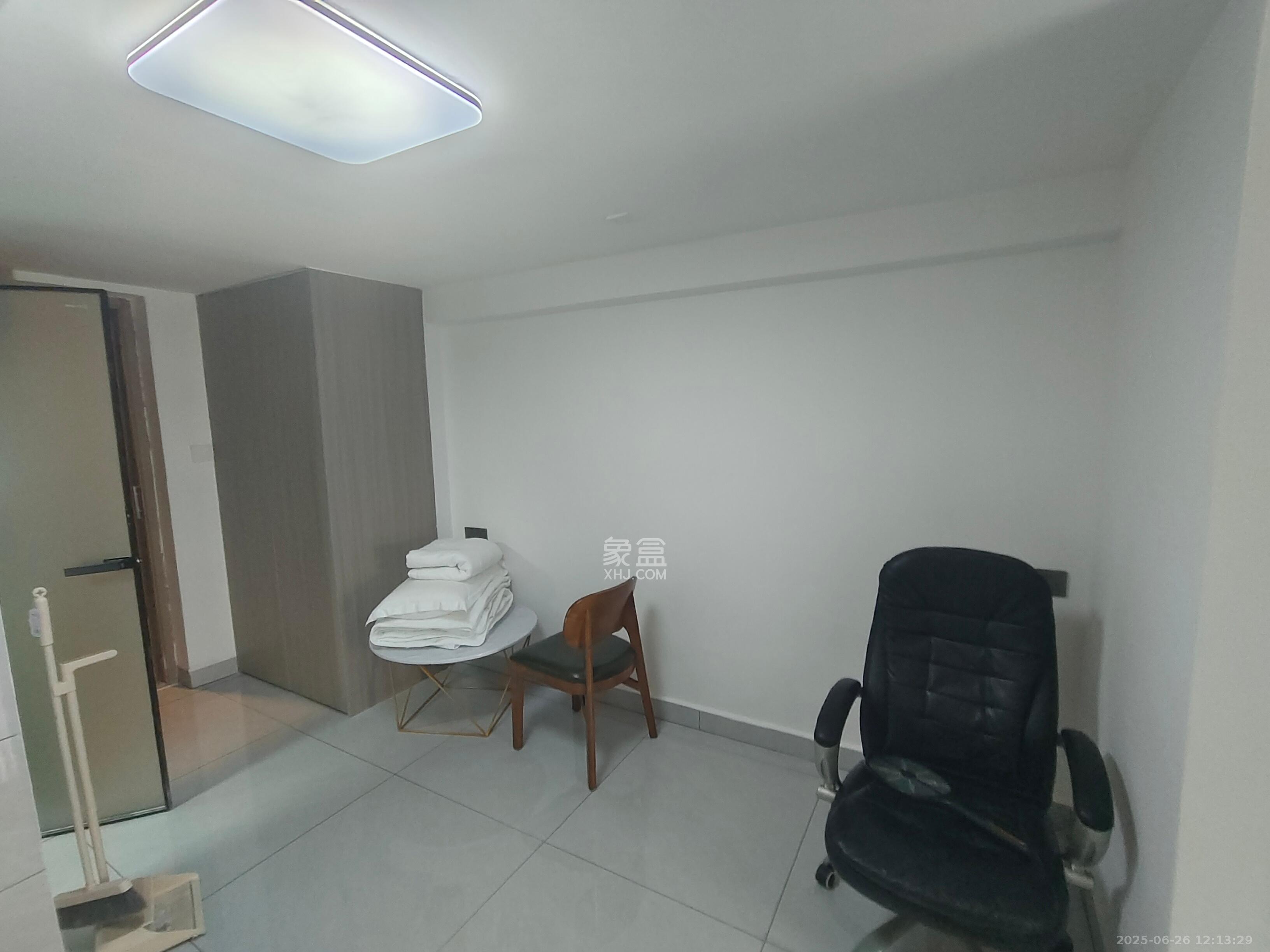 金地铂悦  2室0厅0卫    1800.0元/月 金地铂悦  2室0厅0卫    1800.0元/月室内图