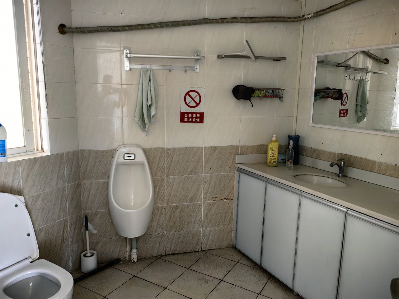 半山花园 8室1厅0卫 16800.0元/月 半山花园 8室1厅0卫 16800.0元/月室内图