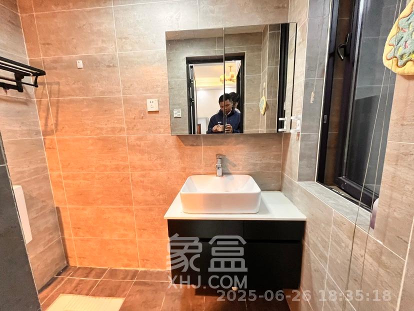 荣悦台  1室1厅1卫   2600.00元/月室内图