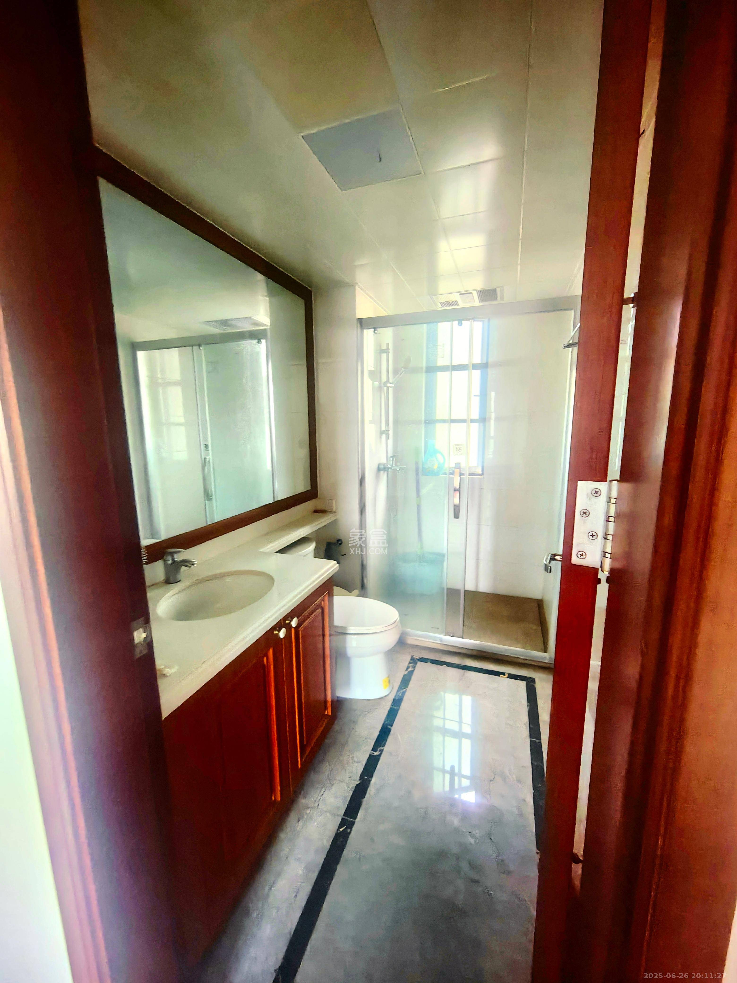 中海梅溪湖壹号 3室2厅2卫 3000.0元/月 中海梅溪湖壹号 3室2厅2卫 3000.0元/月室内图