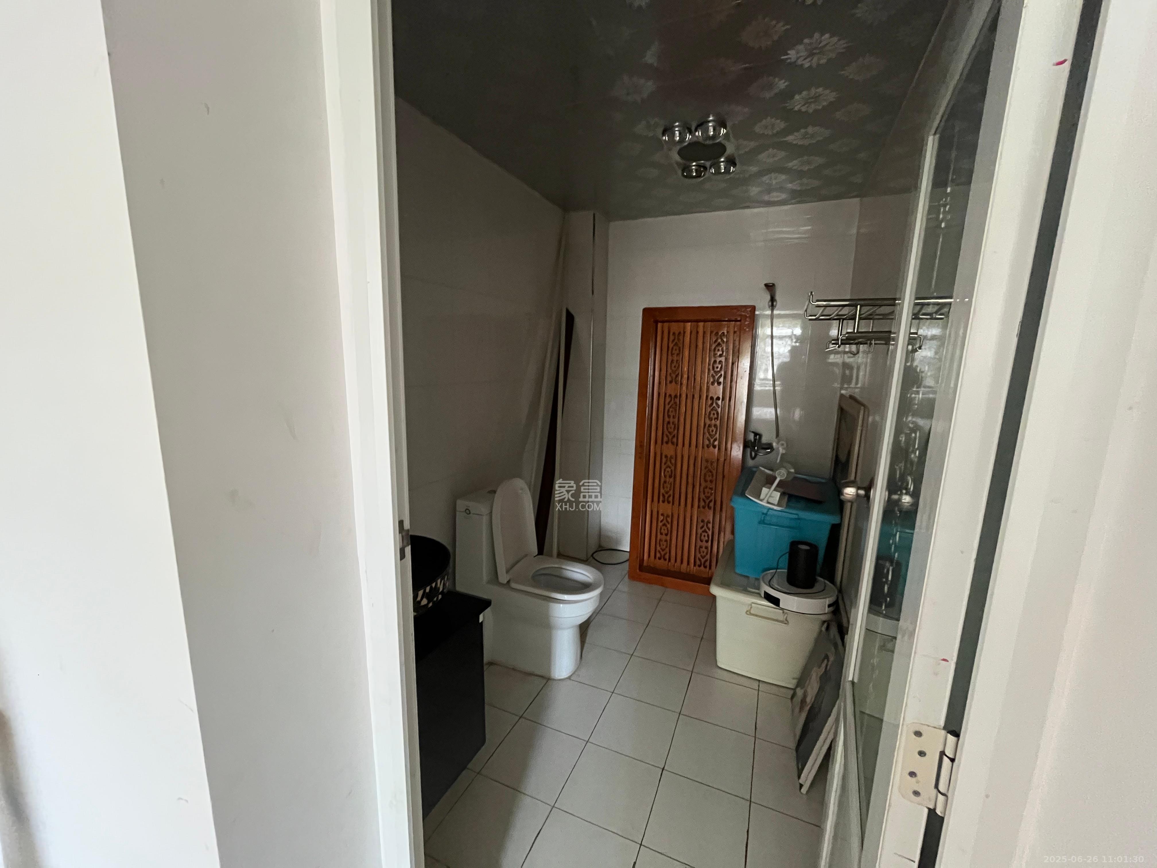 合丰安置小区 3室2厅2卫 1800.0元/月 合丰安置小区 3室2厅2卫 1800.0元/月室内图