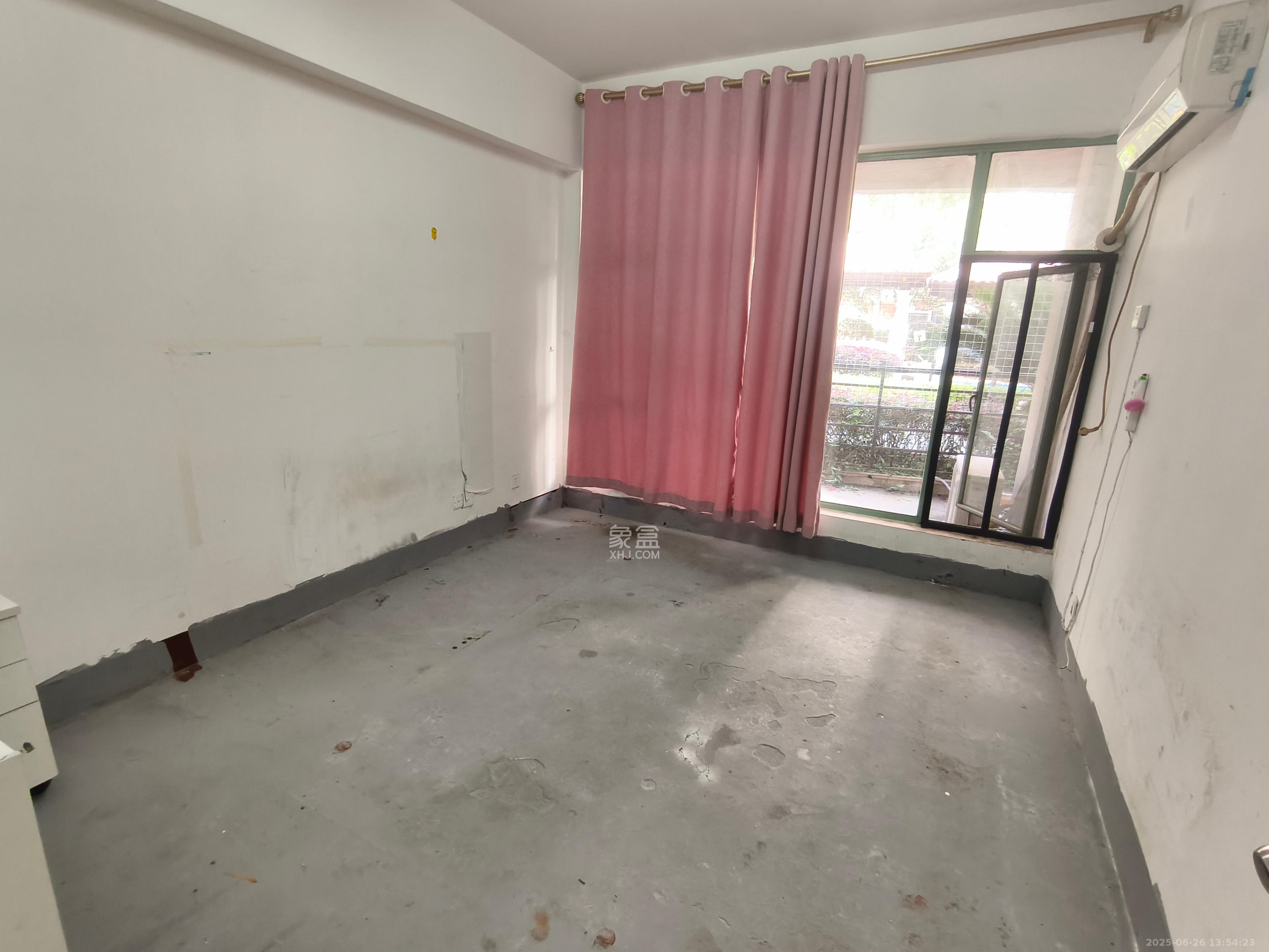 锦绣华天  3室2厅2卫    3000.0元/月 锦绣华天  3室2厅2卫    3000.0元/月室内图