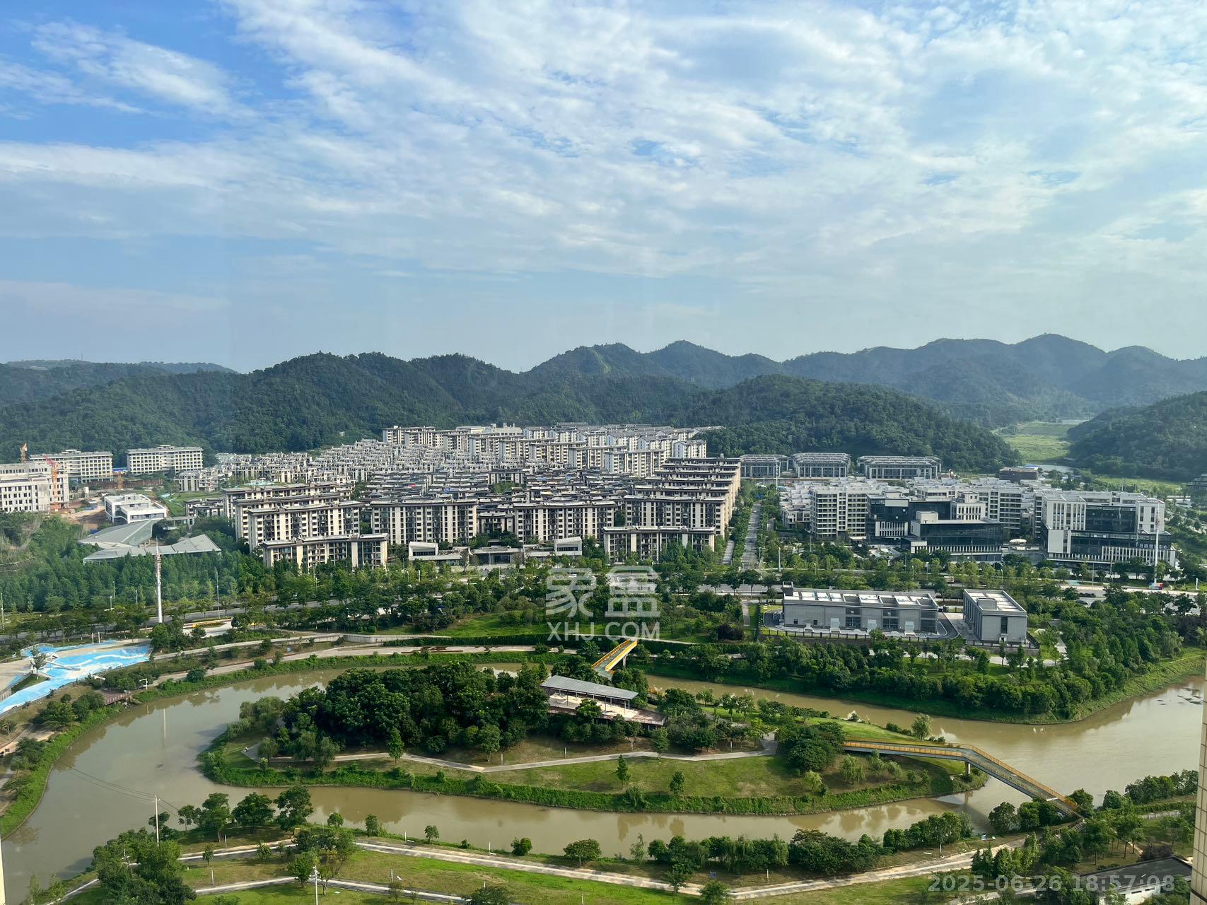 时代梅溪领峰 4室2厅3卫 4800.0元/月 时代梅溪领峰 4室2厅3卫 4800.0元/月室内图