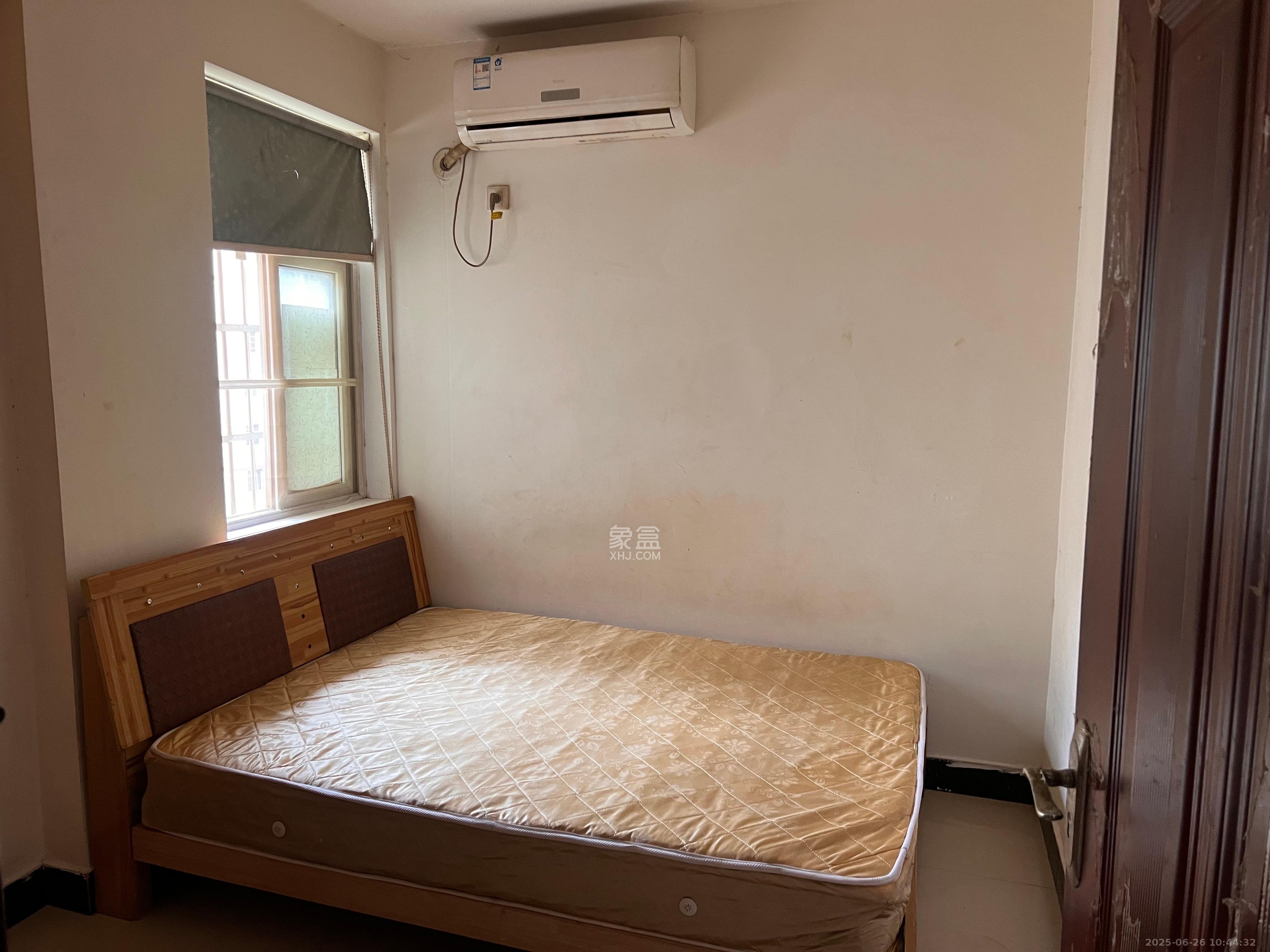 谷山乐园二期  2室2厅1卫    1600.0元/月 谷山乐园二期  2室2厅1卫    1600.0元/月室内图