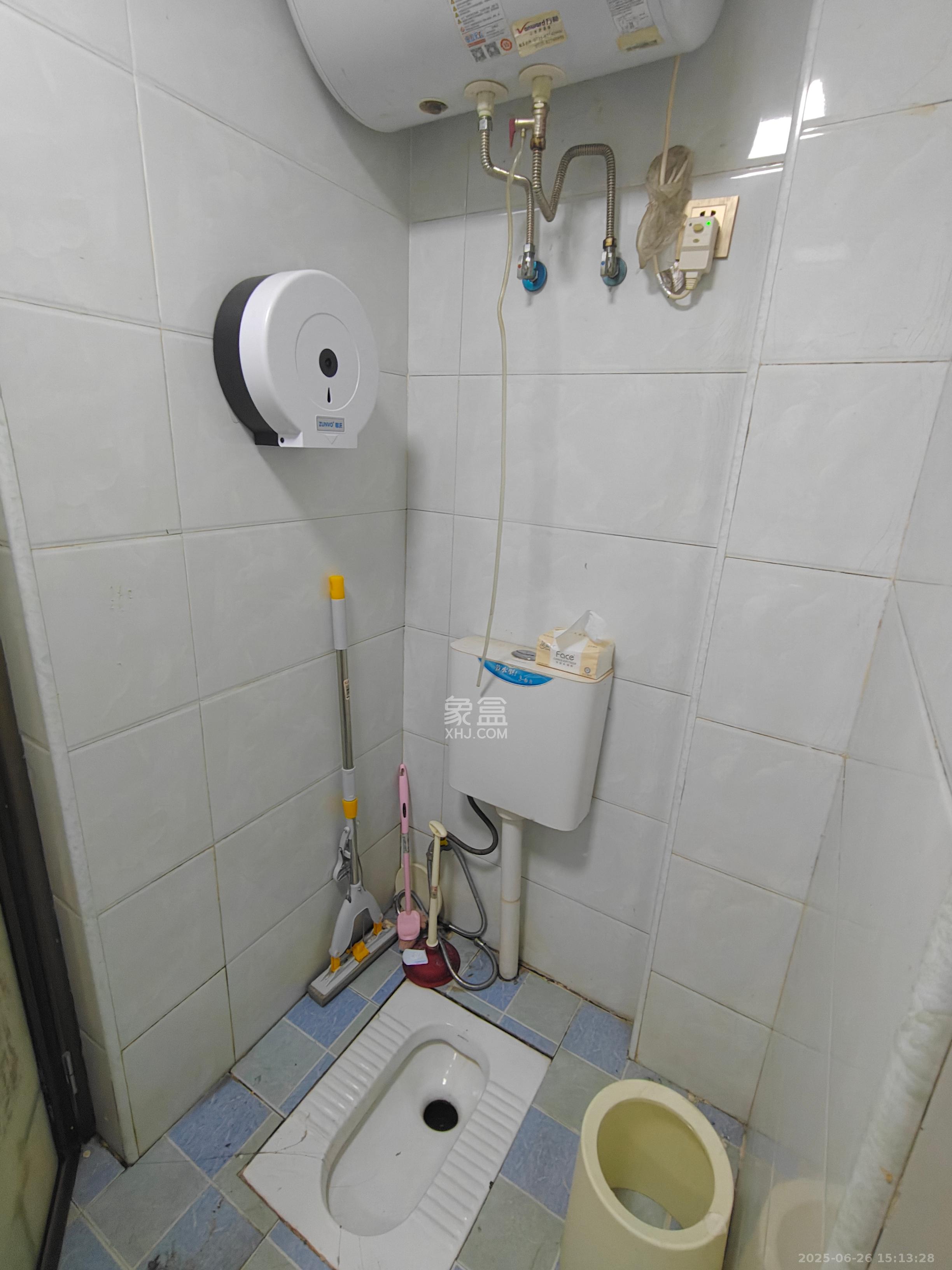 达美美立方  1室1厅1卫    1300.0元/月室内图
