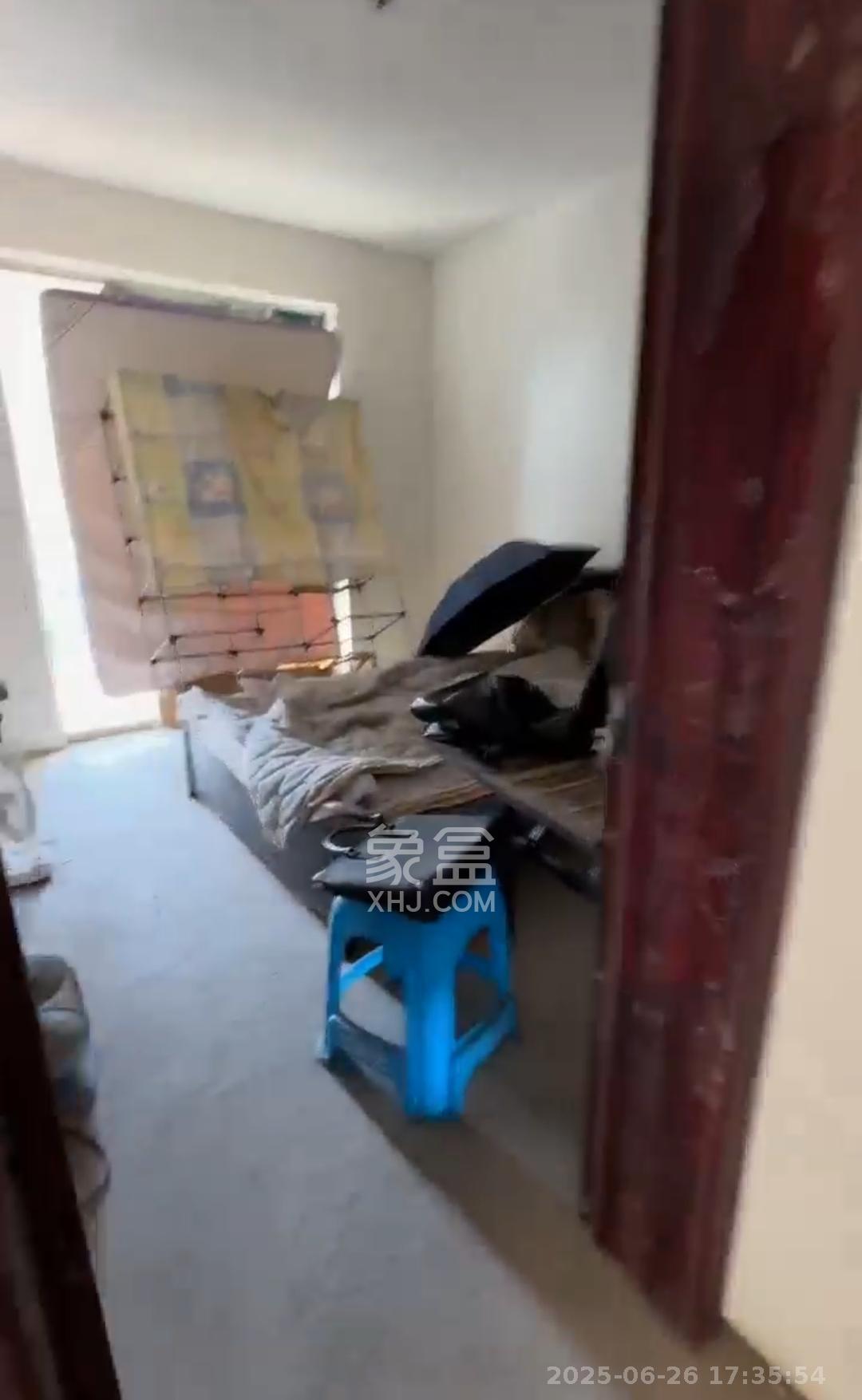 克拉美丽山庄(晟领国际)  2室1厅1卫    2500.0元/月 克拉美丽山庄(晟领国际)  2室1厅1卫    2500.0元/月室内图